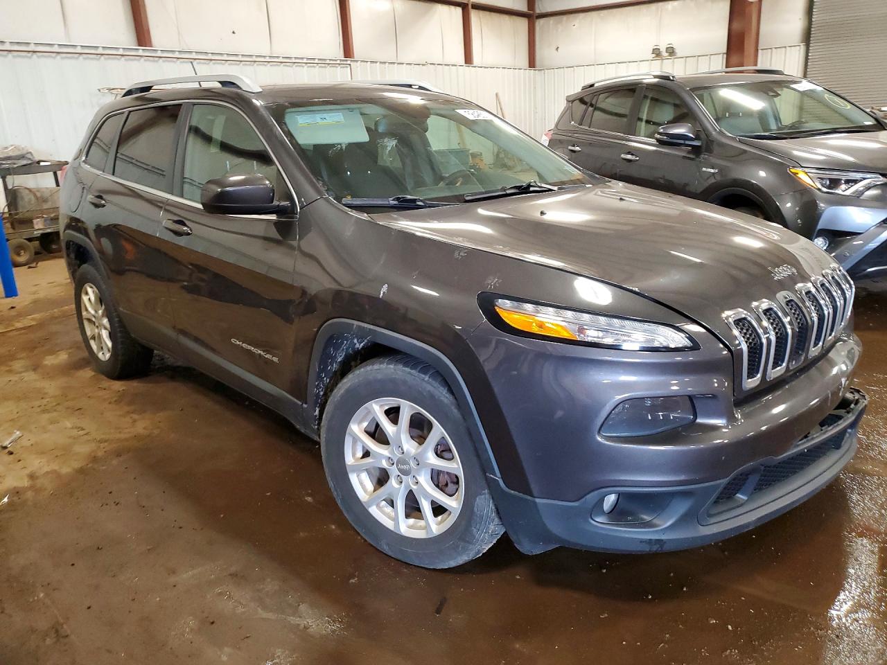 2015 Jeep Cherokee Latitude Gray vin: 1C4PJMCS7FW649316