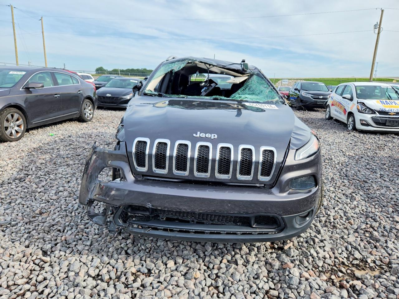 2016 Jeep Cherokee Latitude Gray vin: 1C4PJMCS7GW102760