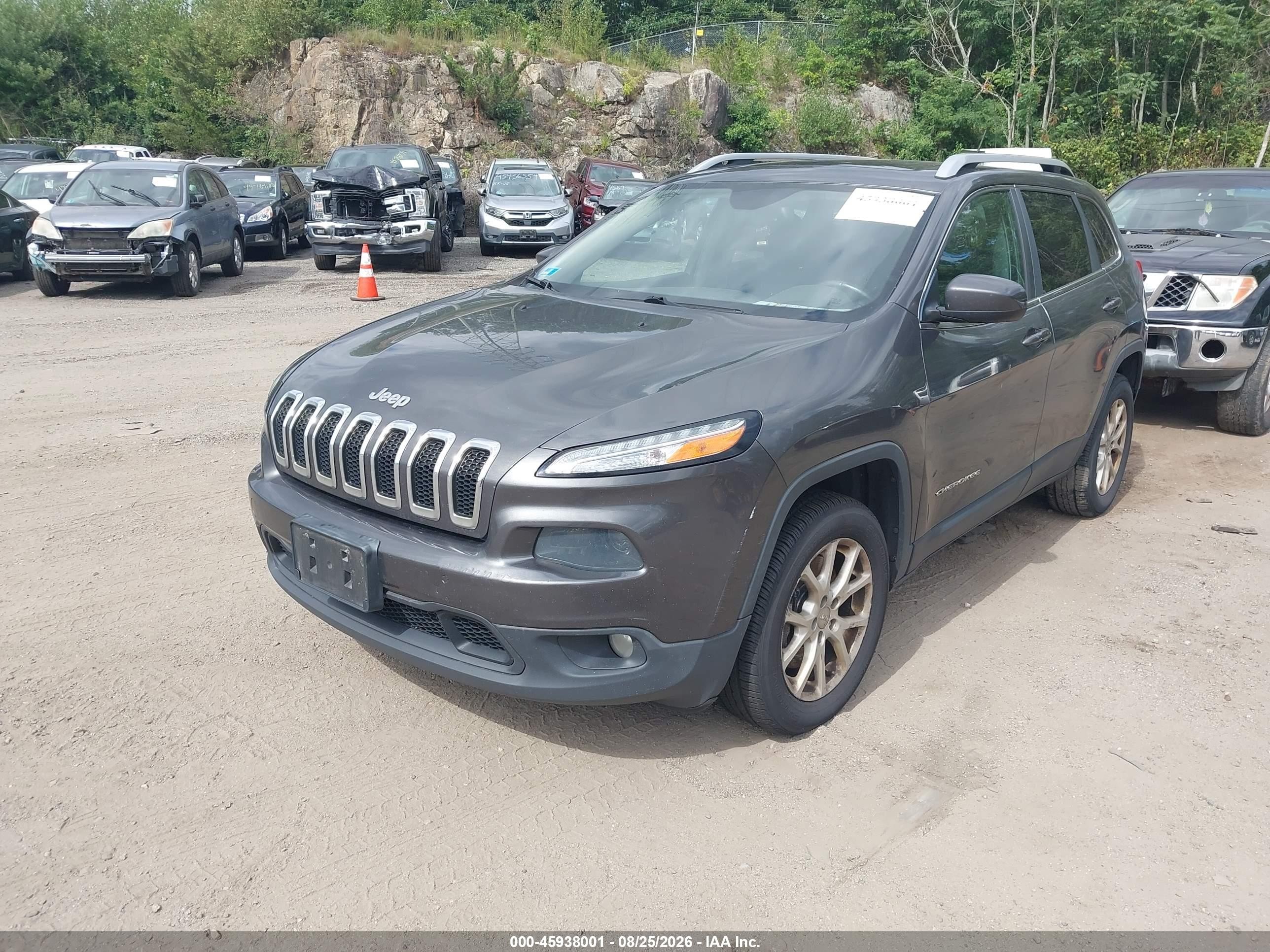 2014 Jeep Cherokee Latitude Gray vin: 1C4PJMCS8EW173804