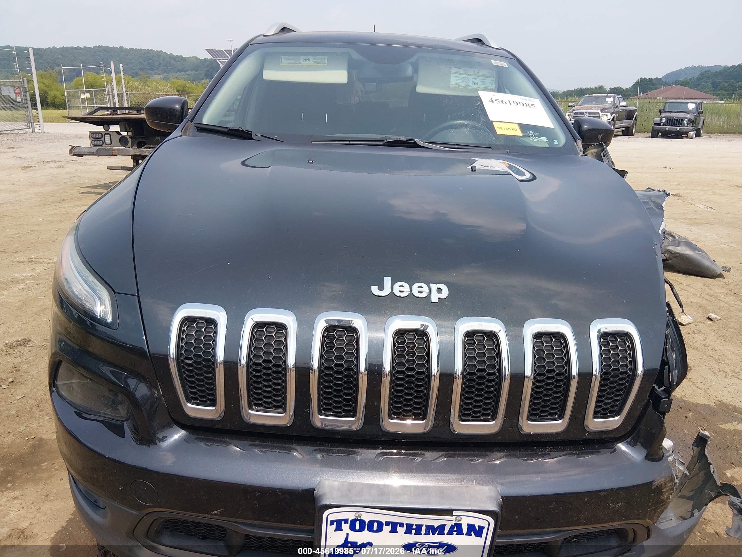2014 Jeep Cherokee Latitude Black vin: 1C4PJMCS8EW179392