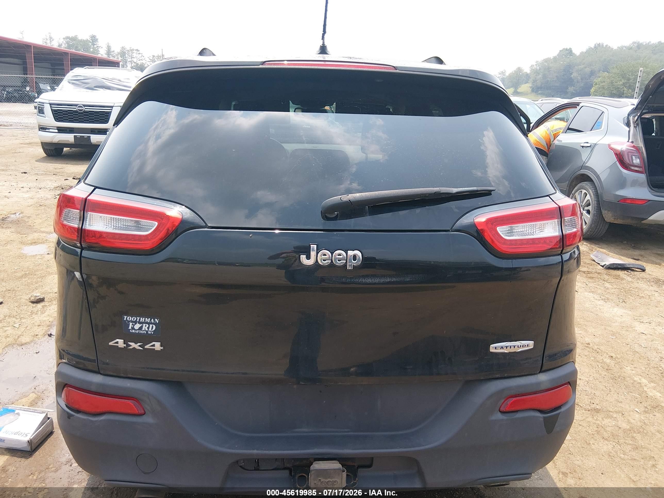2014 Jeep Cherokee Latitude Black vin: 1C4PJMCS8EW179392