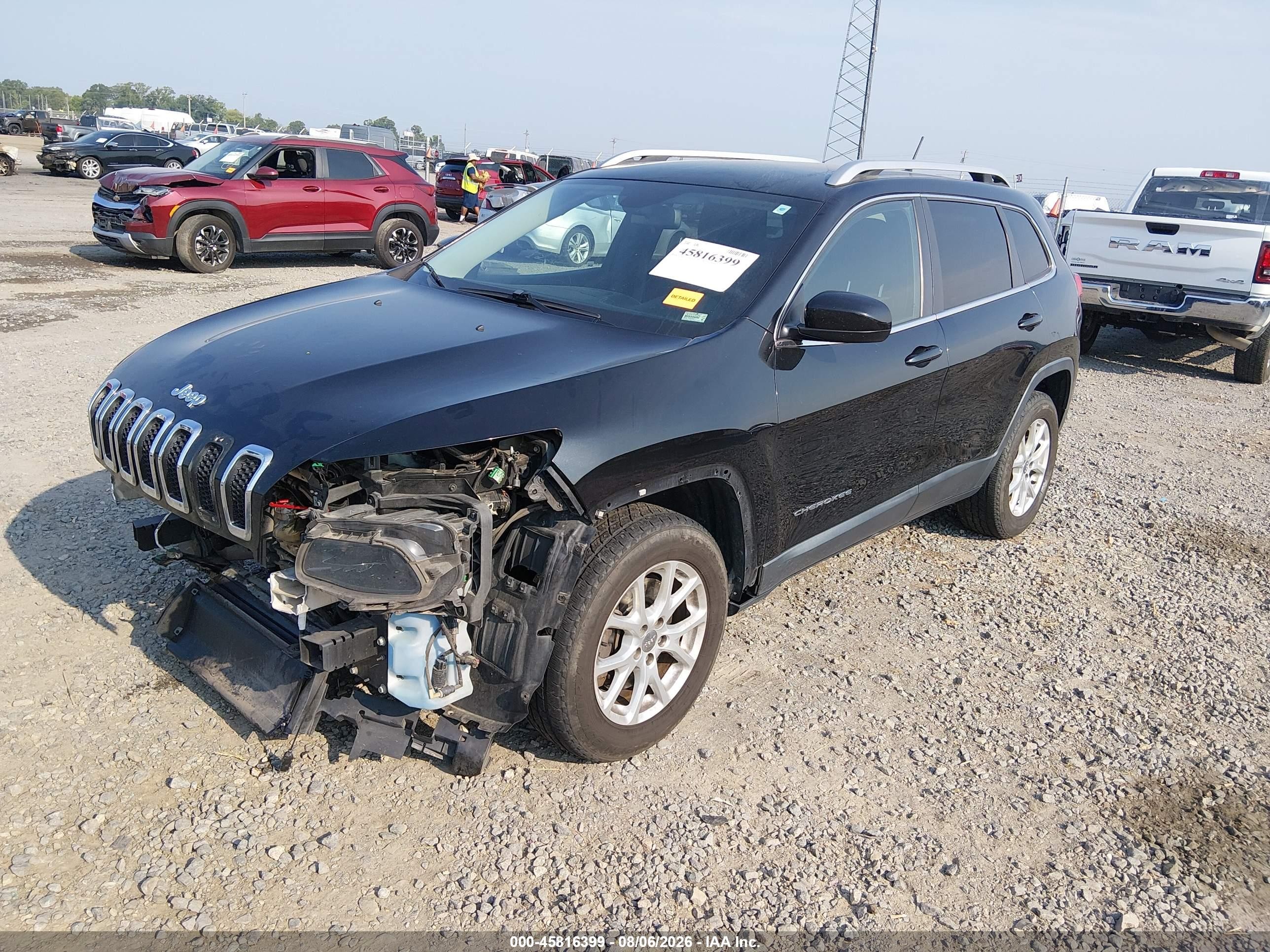 2014 Jeep Cherokee Latitude Black vin: 1C4PJMCS8EW232298