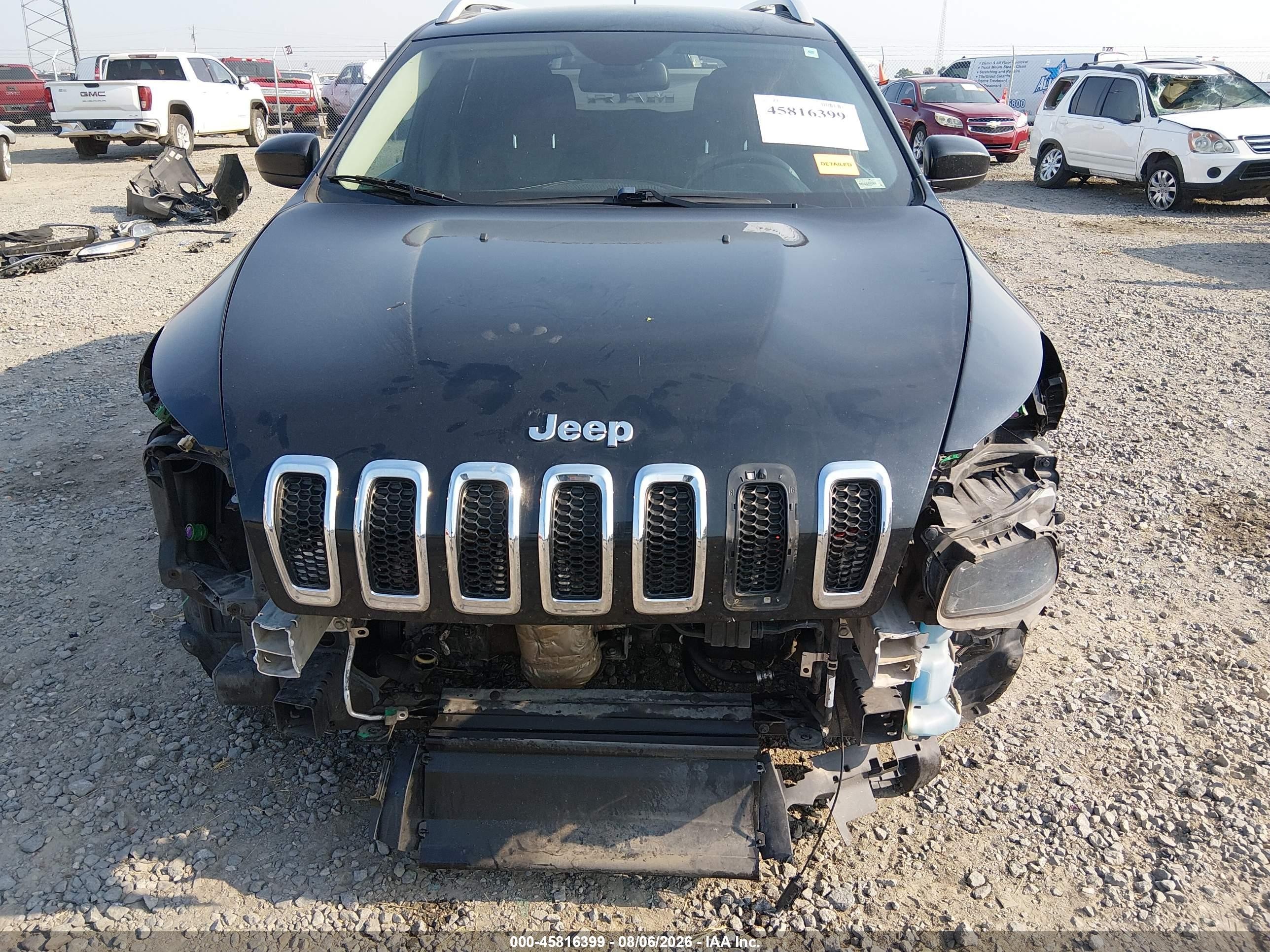 2014 Jeep Cherokee Latitude Black vin: 1C4PJMCS8EW232298