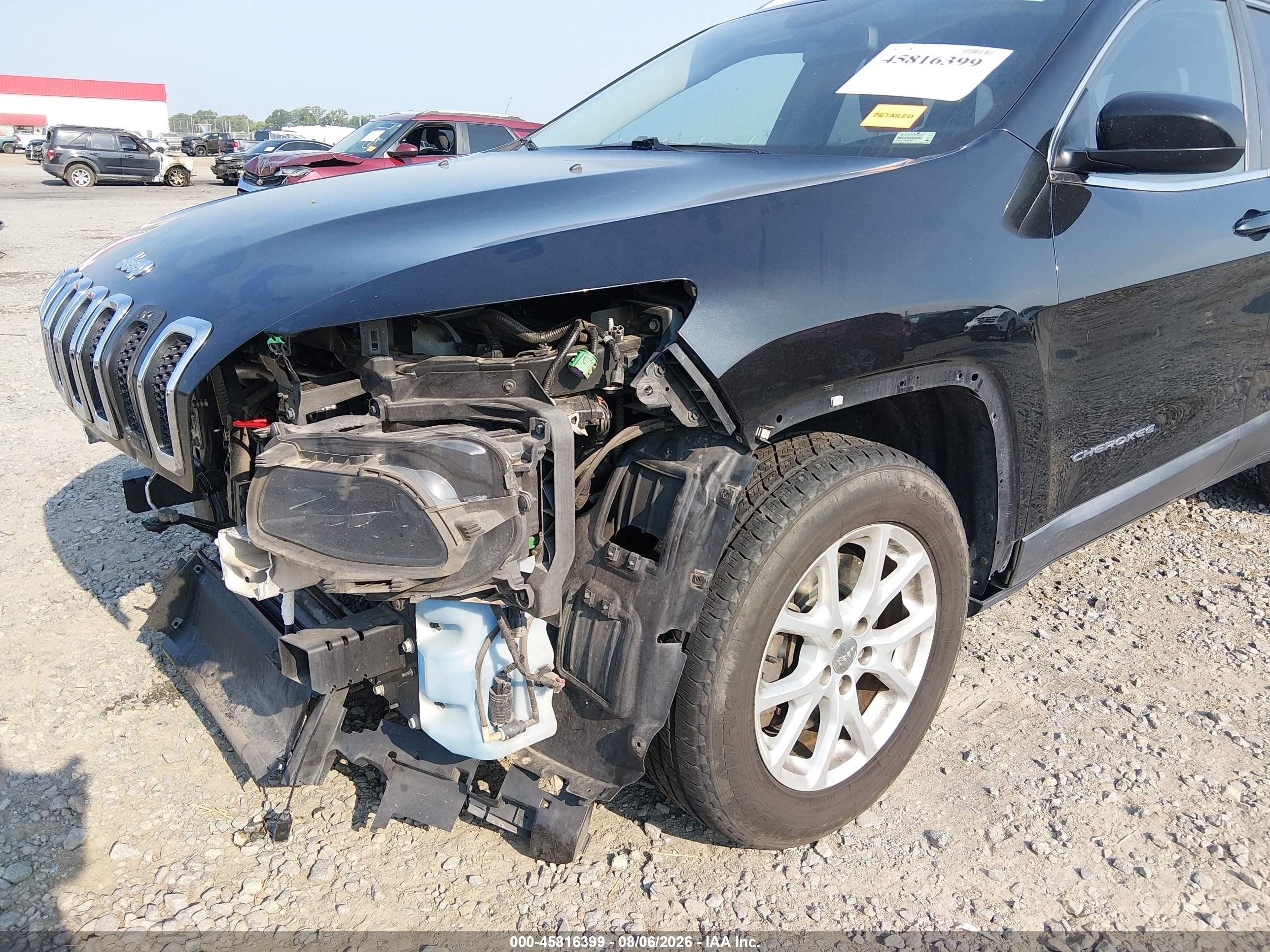 2014 Jeep Cherokee Latitude Black vin: 1C4PJMCS8EW232298