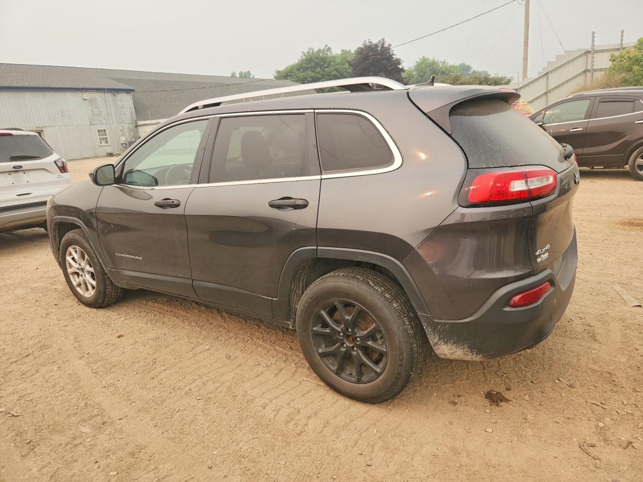 2014 Jeep Cherokee Latitude Gray vin: 1C4PJMCS8EW255743