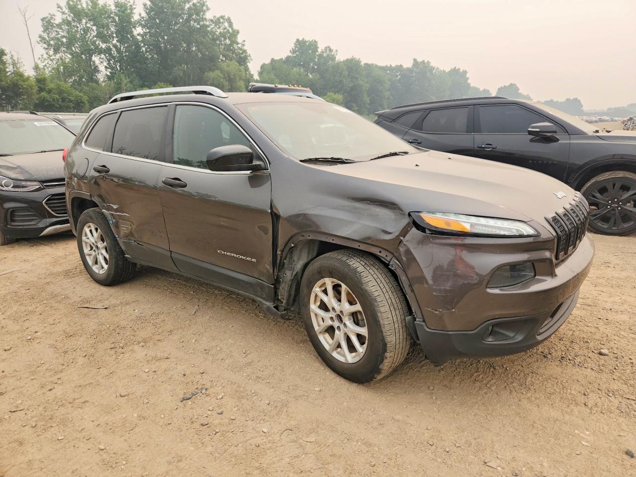2014 Jeep Cherokee Latitude Gray vin: 1C4PJMCS8EW255743