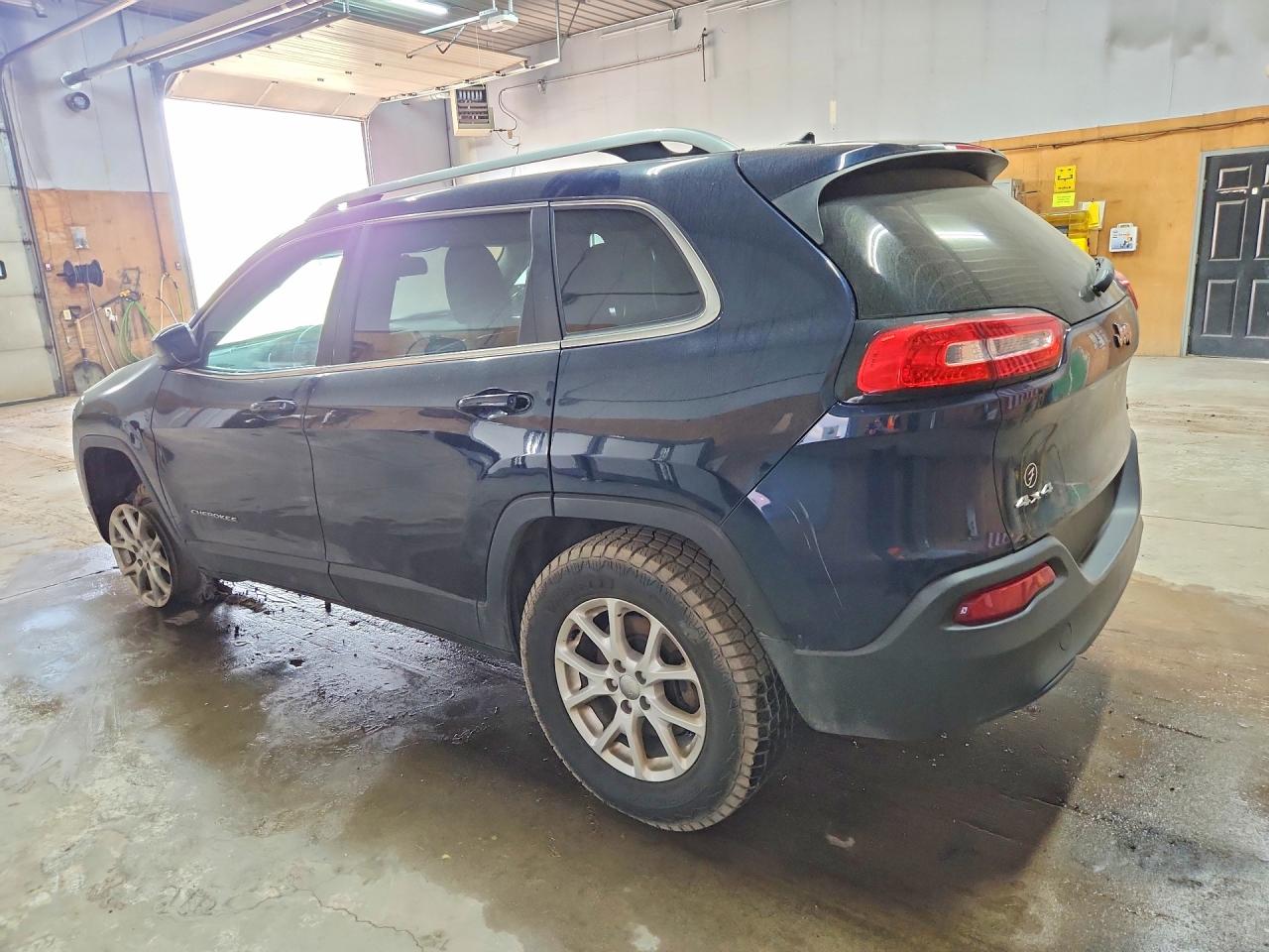 2014 Jeep Cherokee Latitude Blue vin: 1C4PJMCS8EW281663