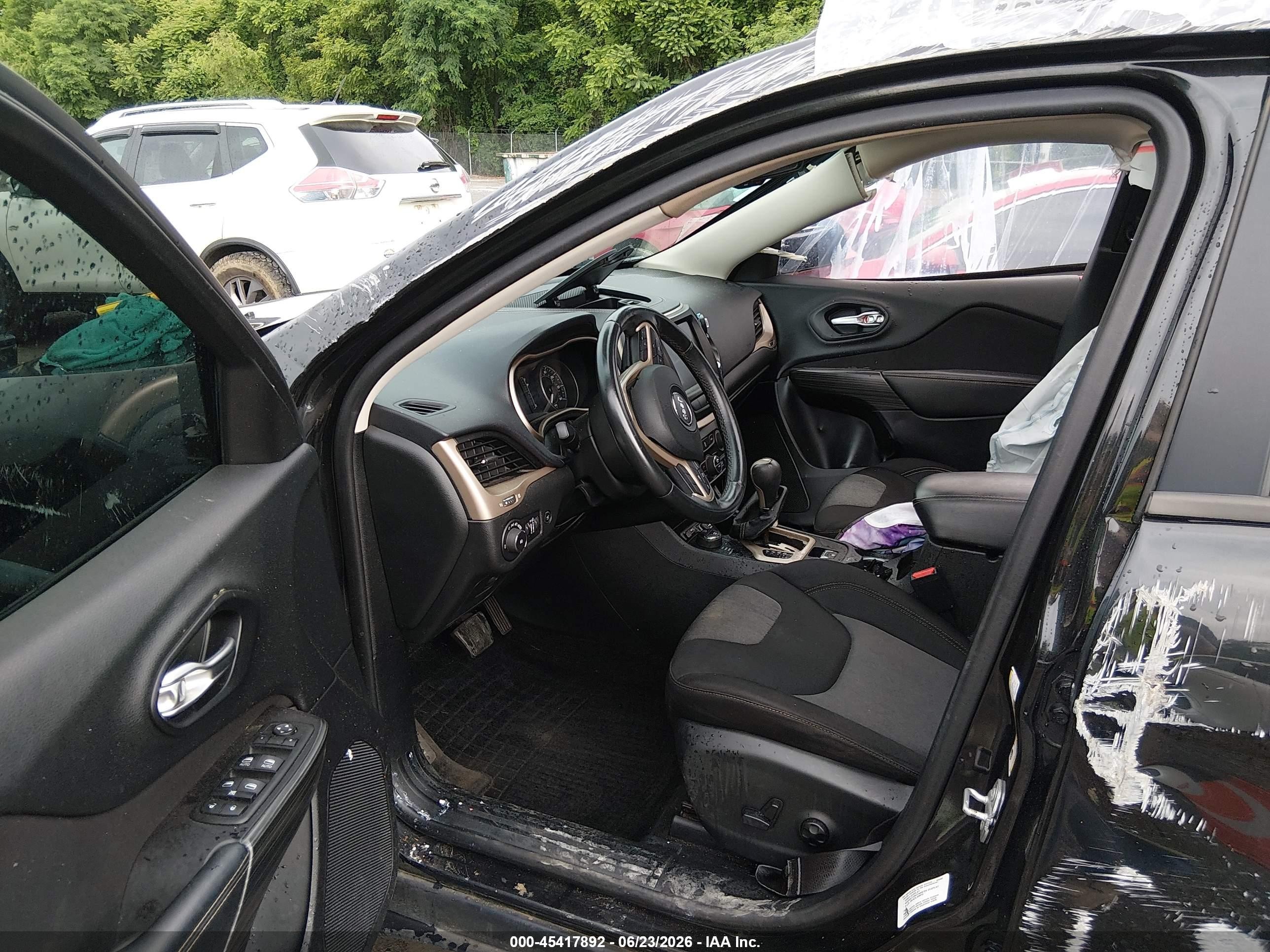 2014 Jeep Cherokee Altitude Black vin: 1C4PJMCS8EW291495