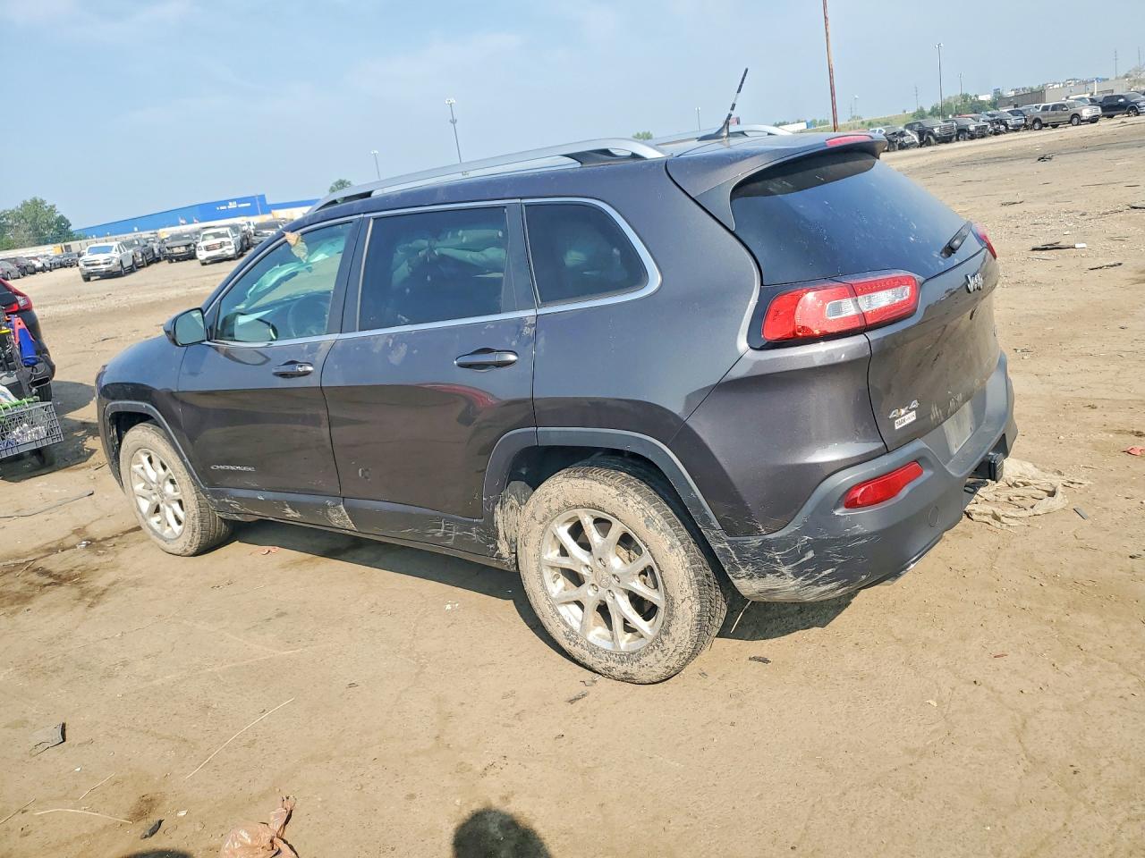 2015 Jeep Cherokee Latitude Gray vin: 1C4PJMCS8FW502700