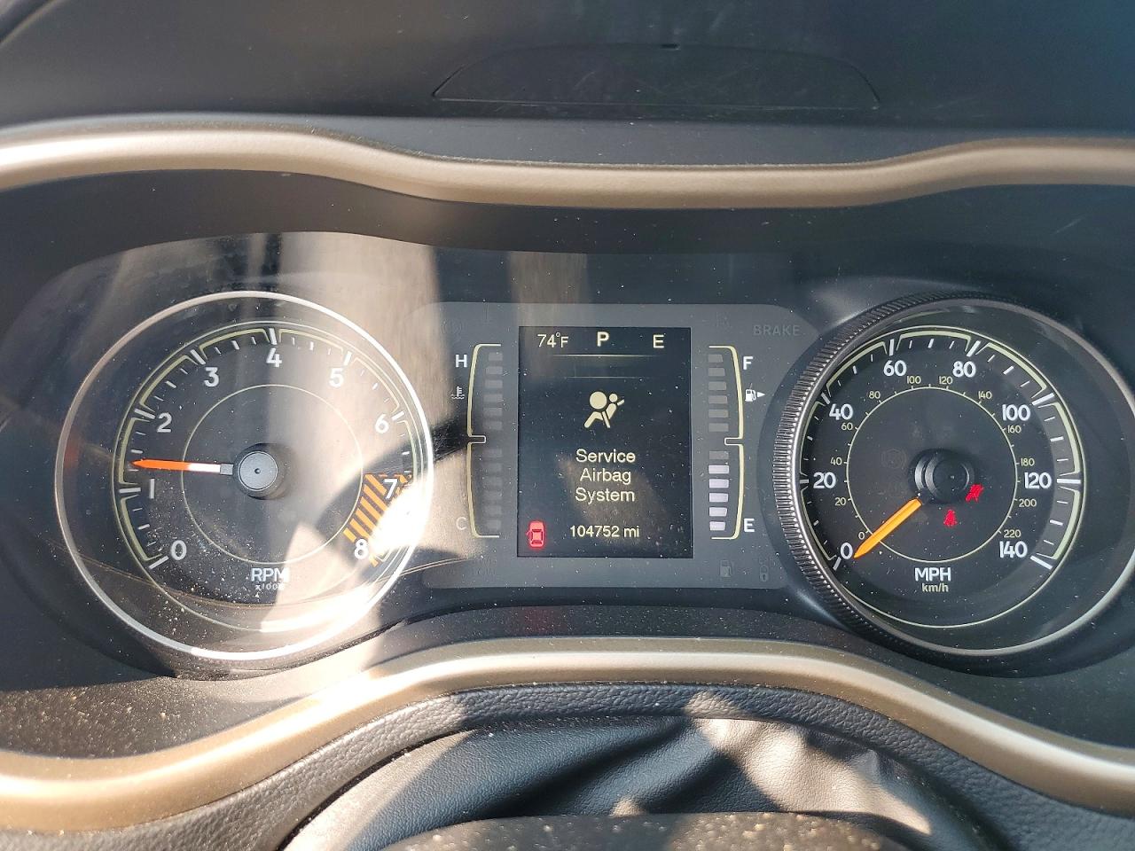 2015 Jeep Cherokee Latitude Gray vin: 1C4PJMCS8FW502700