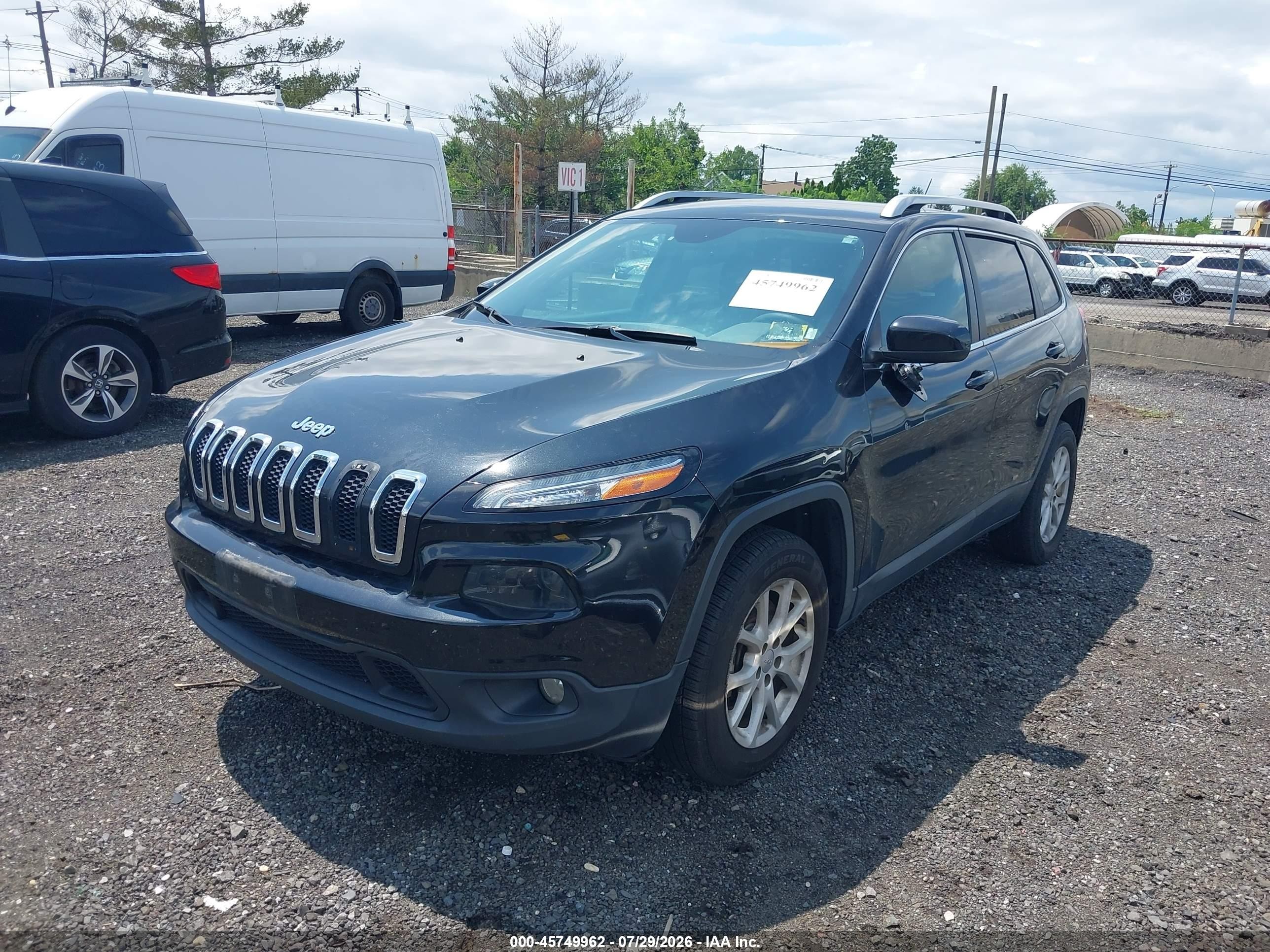 2015 Jeep Cherokee Latitude Черный vin: 1C4PJMCS8FW625266