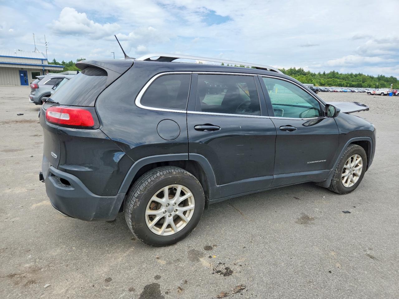 2015 Jeep Cherokee Latitude Black vin: 1C4PJMCS8FW746203
