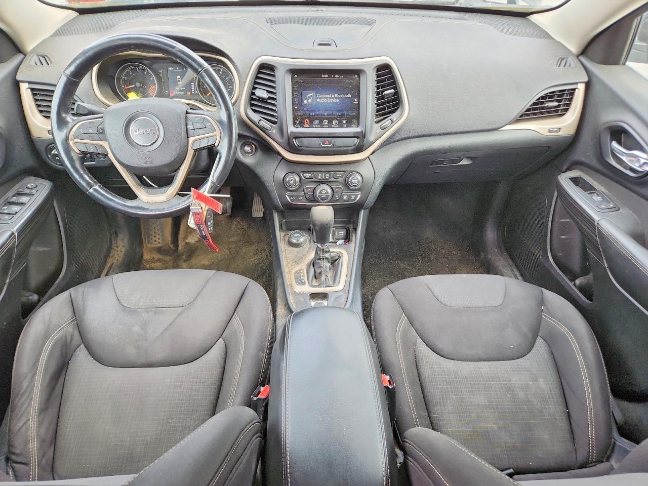 2015 Jeep Cherokee Latitude Black vin: 1C4PJMCS8FW746203