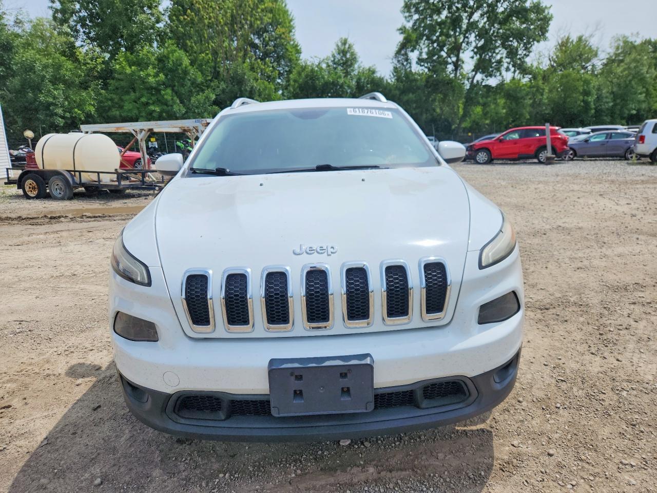 2014 Jeep Cherokee Latitude White vin: 1C4PJMCS9EW121274