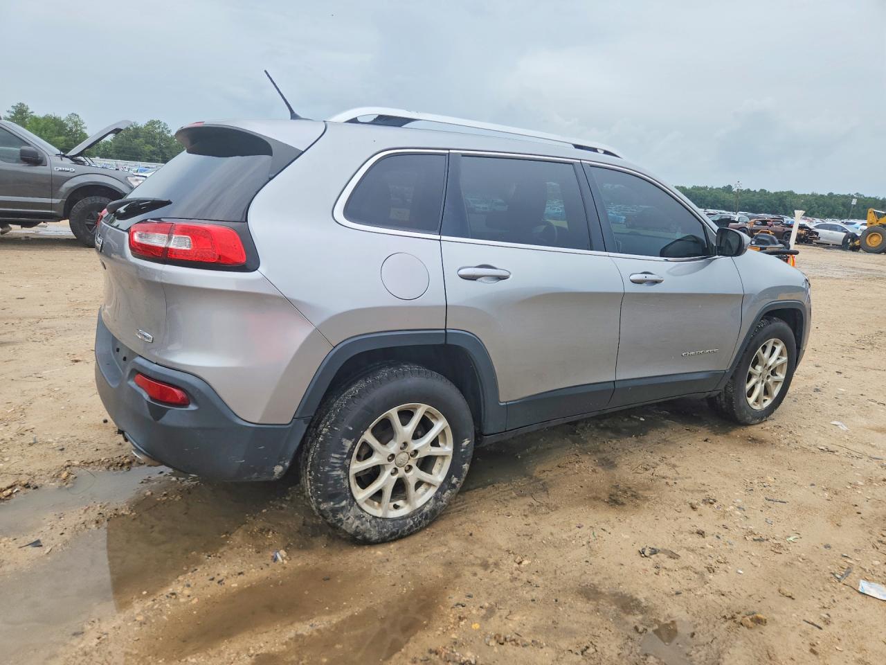 2014 Jeep Cherokee Latitude Gray vin: 1C4PJMCS9EW144960