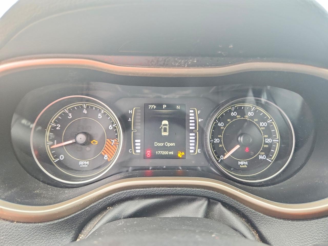 2014 Jeep Cherokee Latitude Gray vin: 1C4PJMCS9EW144960