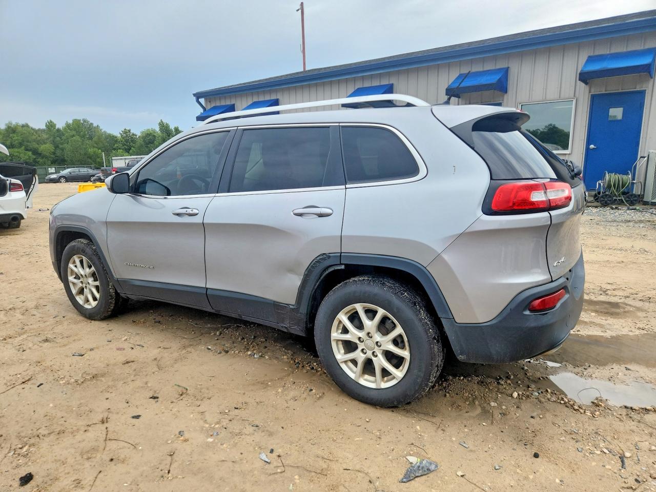 2014 Jeep Cherokee Latitude Gray vin: 1C4PJMCS9EW144960