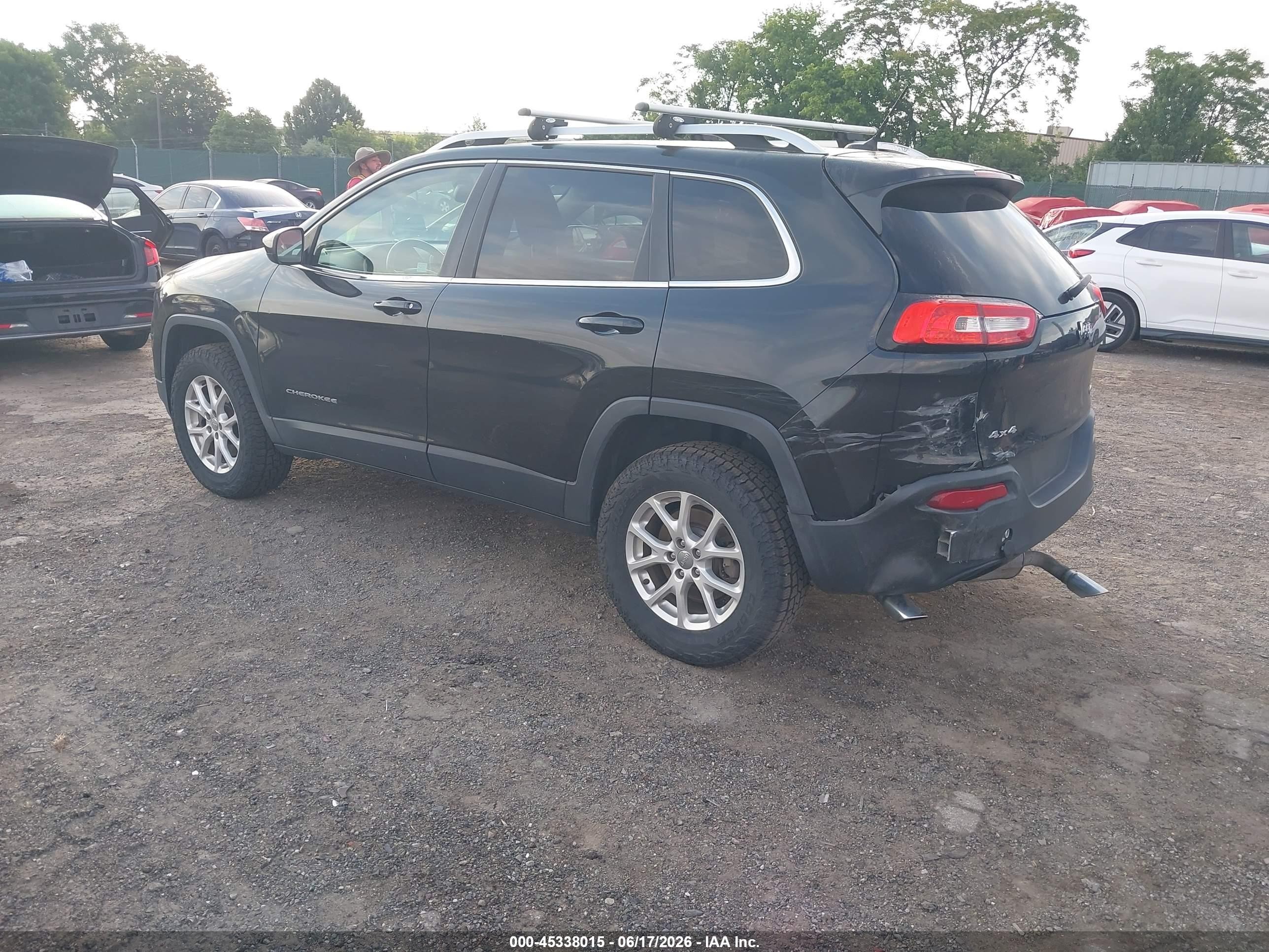 2014 Jeep Cherokee Latitude Black vin: 1C4PJMCS9EW146658