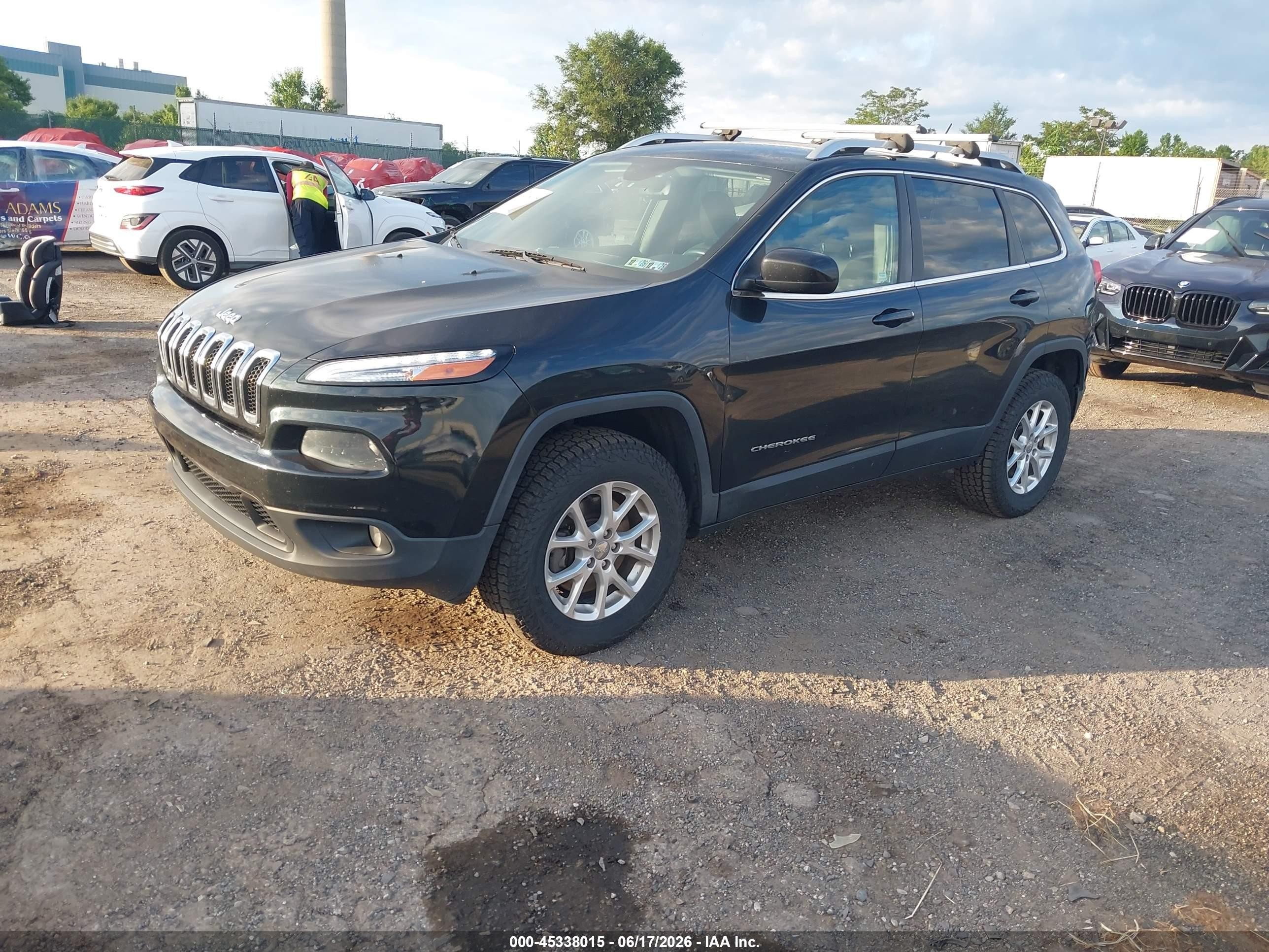 2014 Jeep Cherokee Latitude Black vin: 1C4PJMCS9EW146658