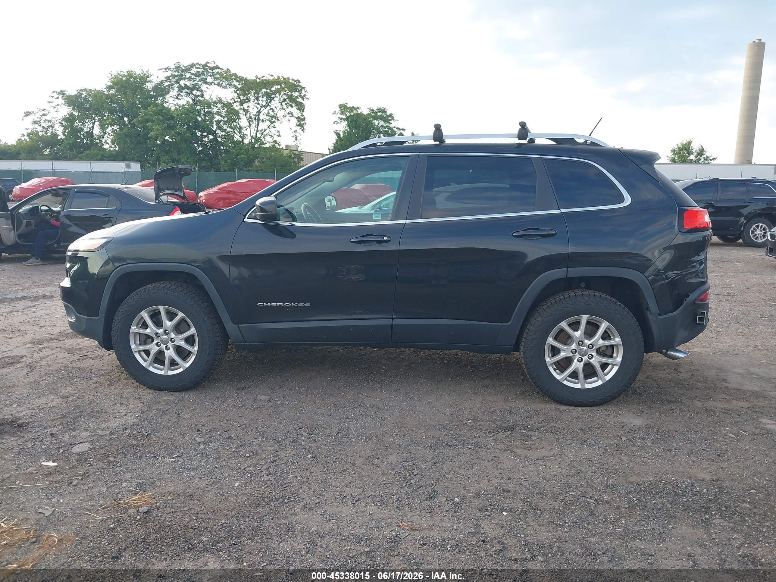 2014 Jeep Cherokee Latitude Black vin: 1C4PJMCS9EW146658