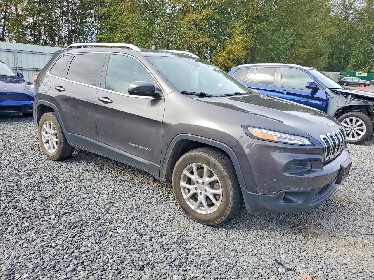2014 Jeep Cherokee Latitude Gray vin: 1C4PJMCS9EW153075