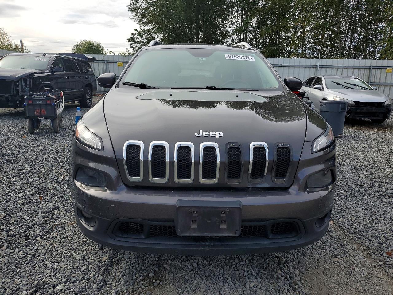 2014 Jeep Cherokee Latitude Gray vin: 1C4PJMCS9EW153075