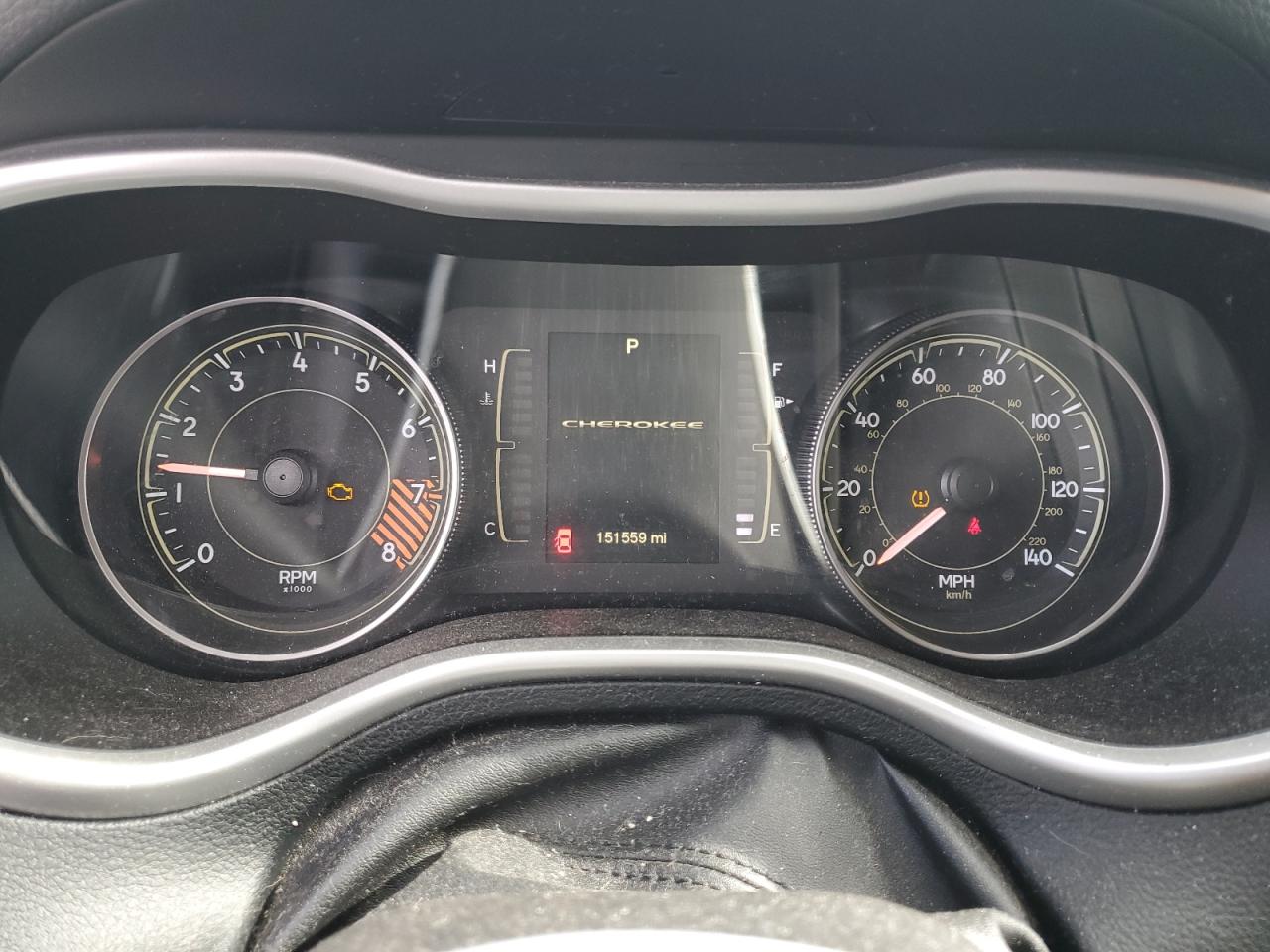 2014 Jeep Cherokee Latitude White vin: 1C4PJMCS9EW199246