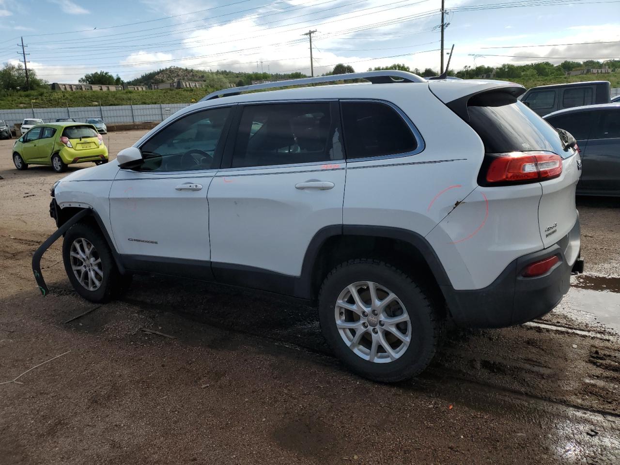 2014 Jeep Cherokee Latitude White vin: 1C4PJMCS9EW199246