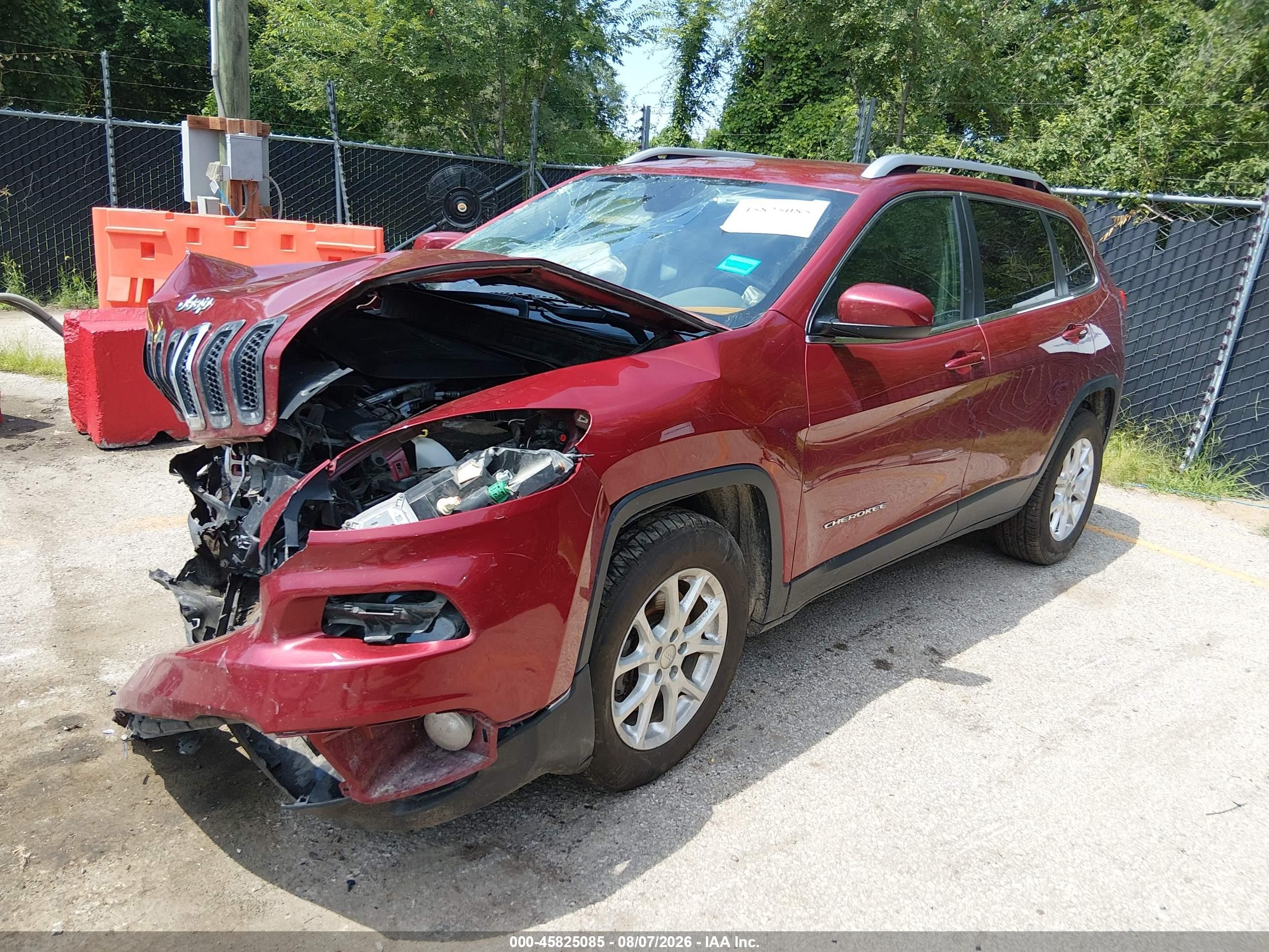 2014 Jeep Cherokee Latitude Red vin: 1C4PJMCS9EW247991