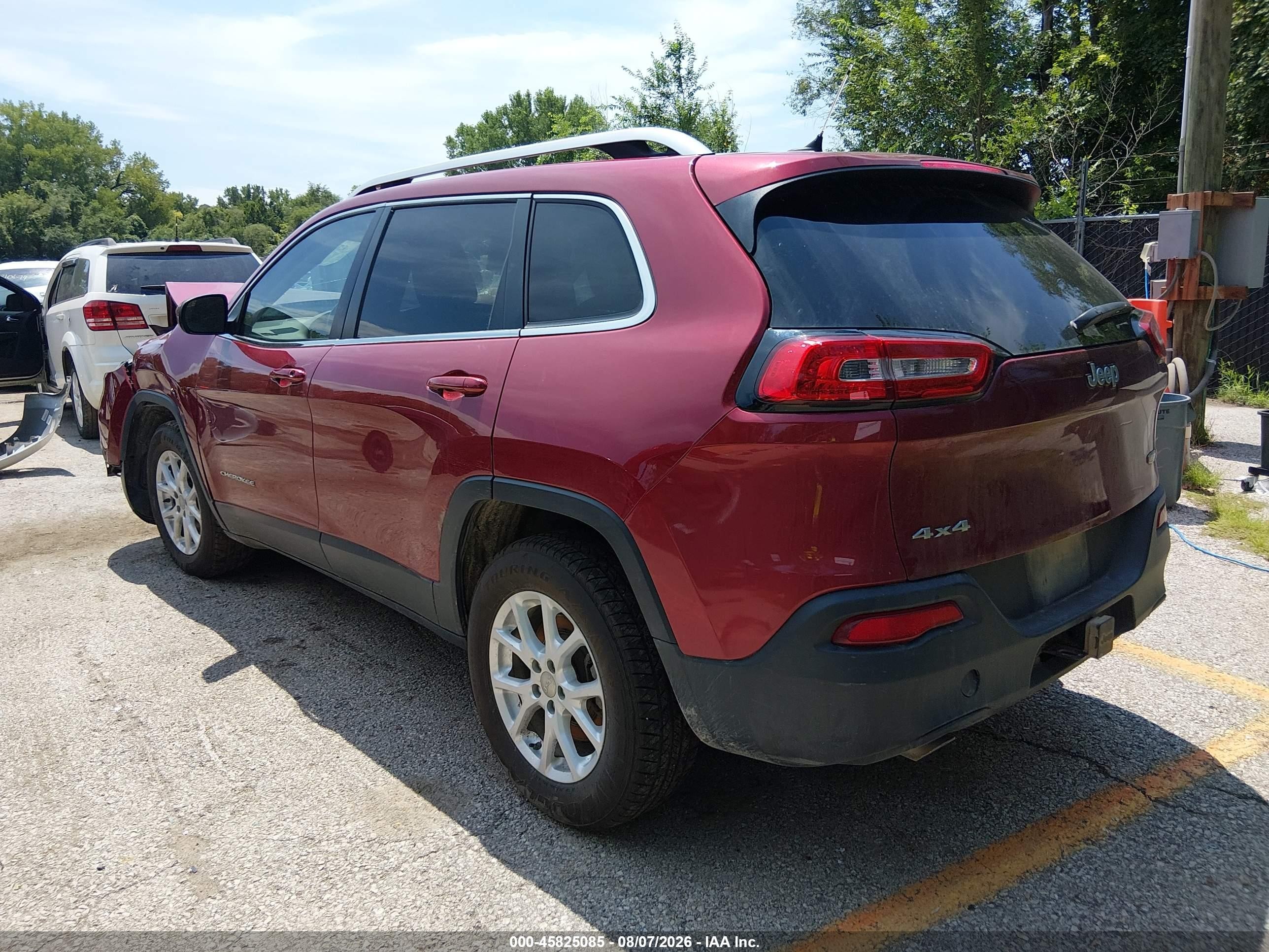 2014 Jeep Cherokee Latitude Red vin: 1C4PJMCS9EW247991