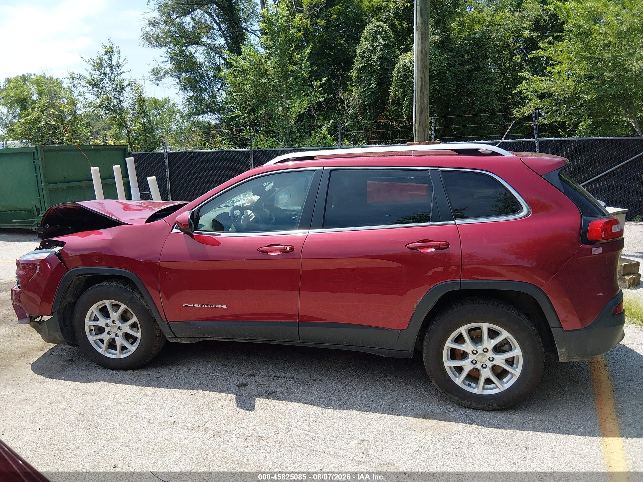 2014 Jeep Cherokee Latitude Red vin: 1C4PJMCS9EW247991