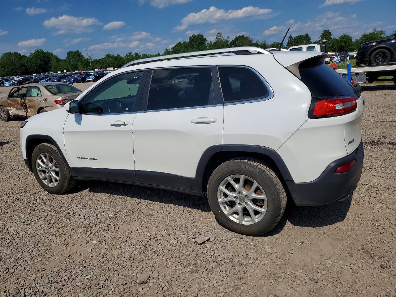 2015 Jeep Cherokee Latitude White vin: 1C4PJMCS9FW563506