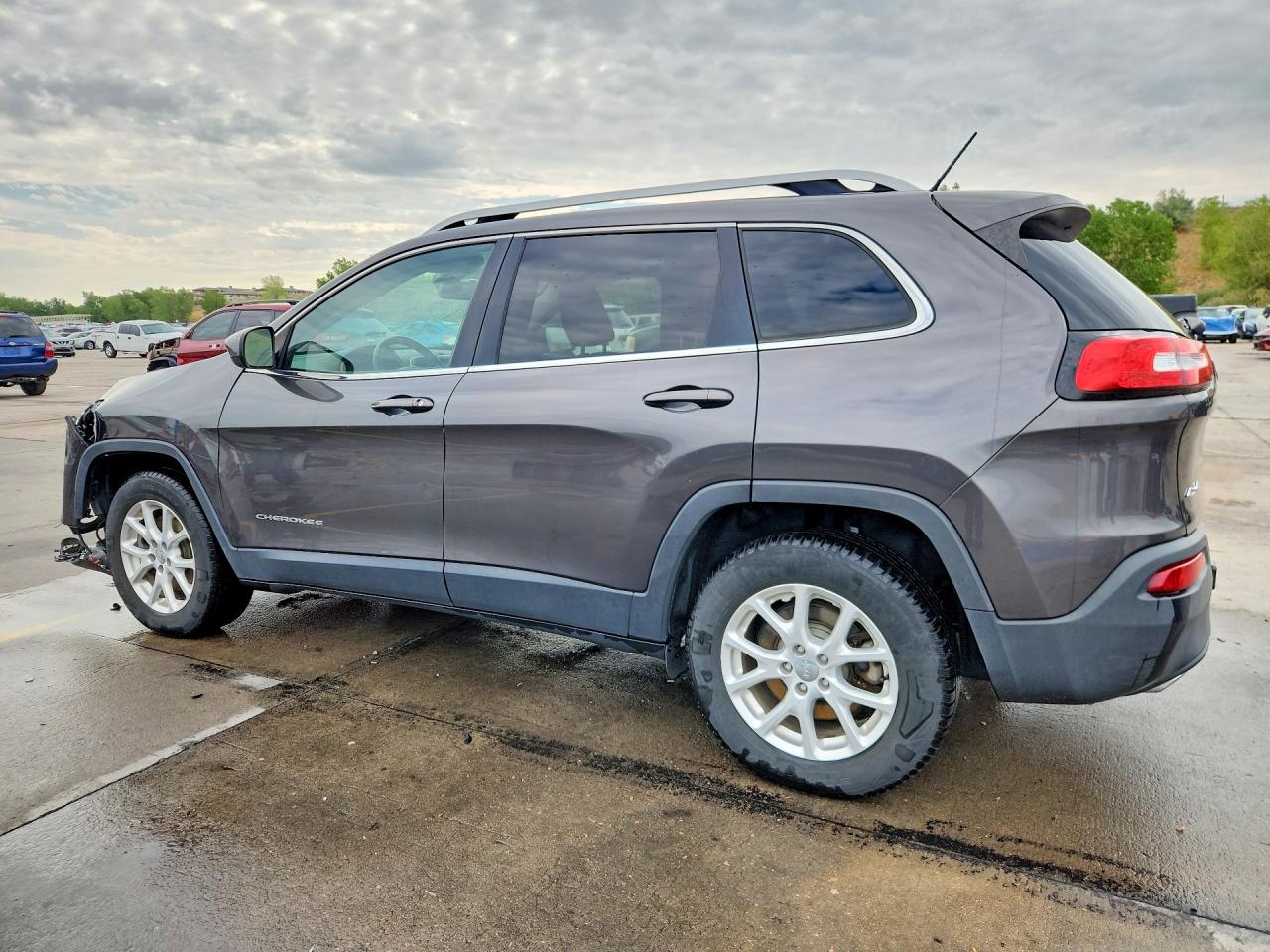 2015 Jeep Cherokee Latitude Серый vin: 1C4PJMCS9FW634557
