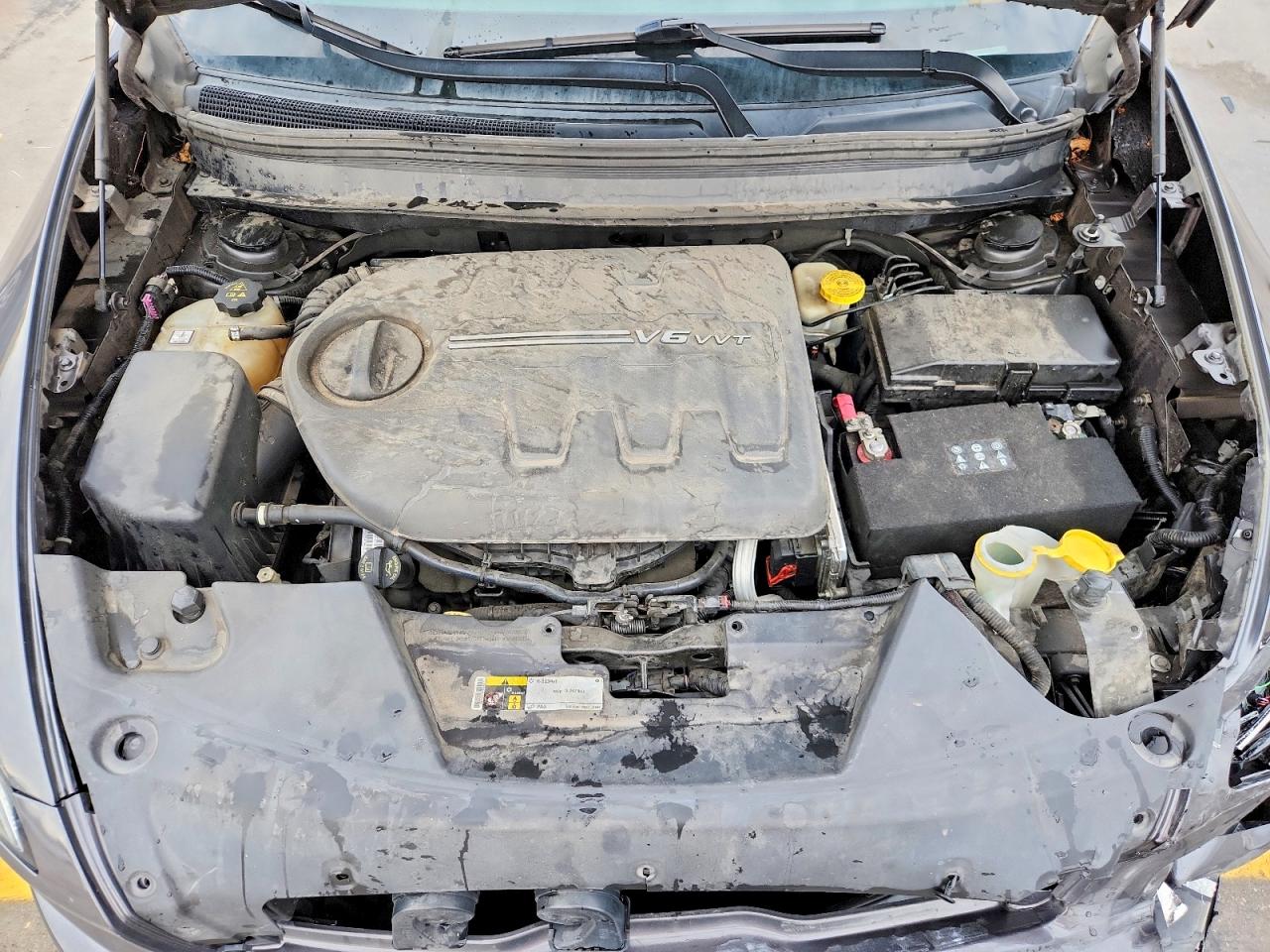 2015 Jeep Cherokee Latitude Серый vin: 1C4PJMCS9FW634557