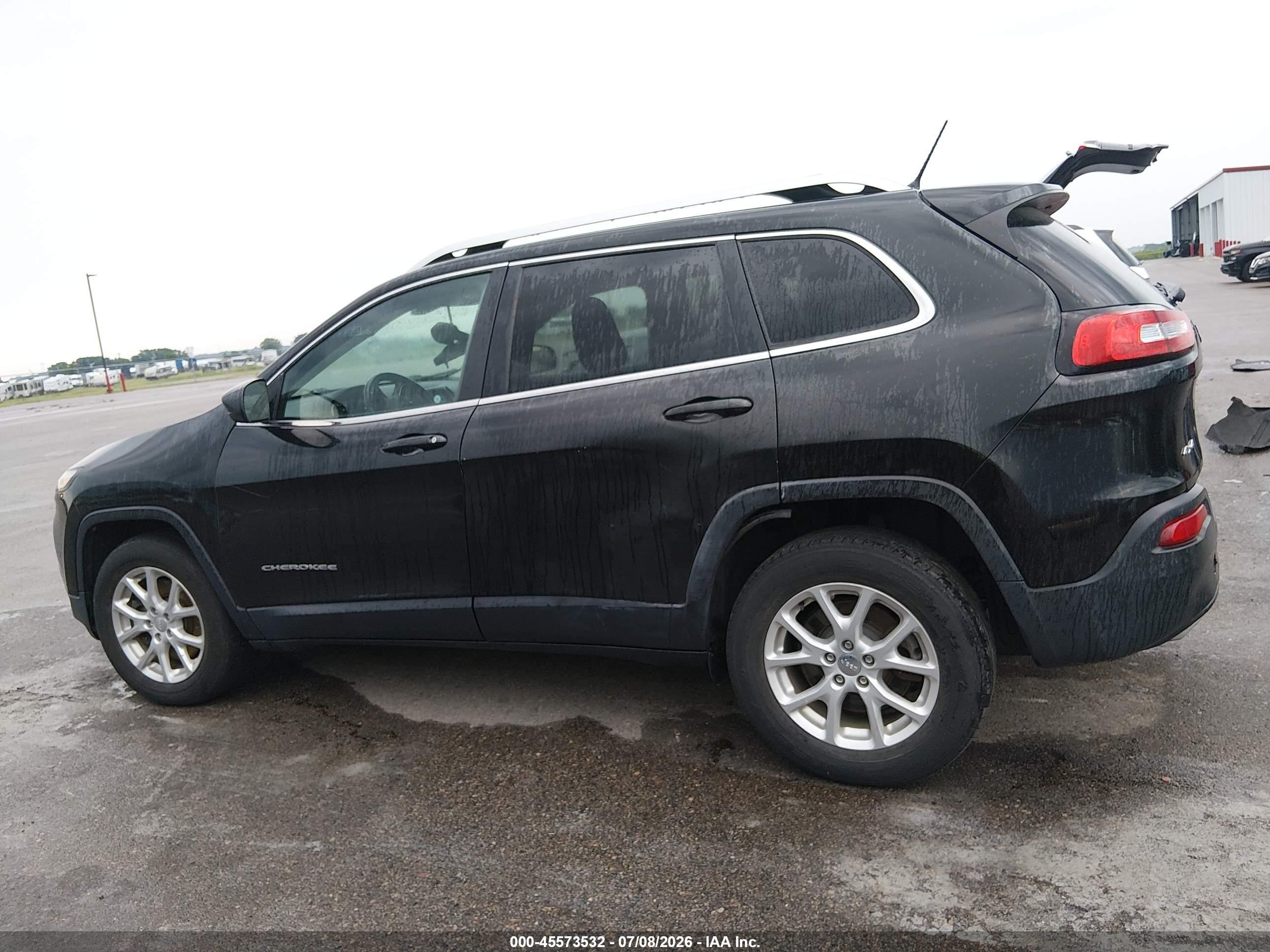 2015 Jeep Cherokee Latitude Black vin: 1C4PJMCS9FW697819