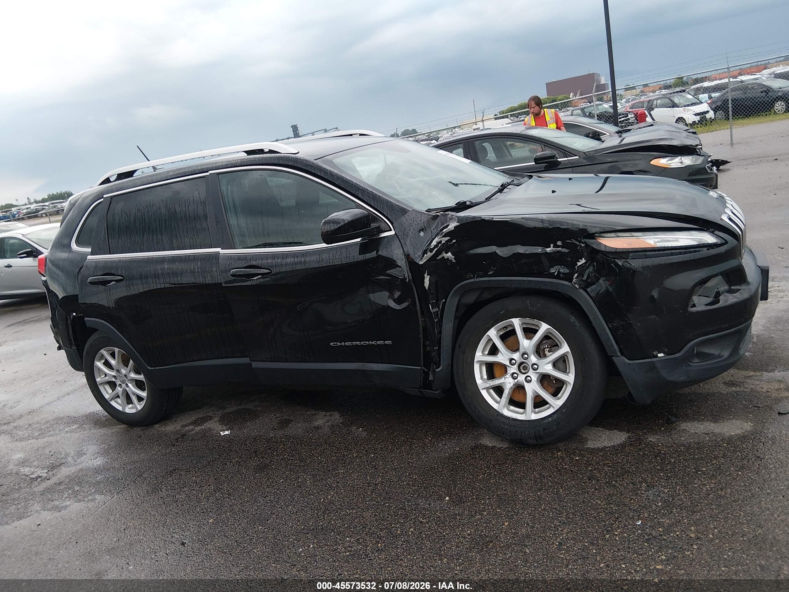 2015 Jeep Cherokee Latitude Black vin: 1C4PJMCS9FW697819
