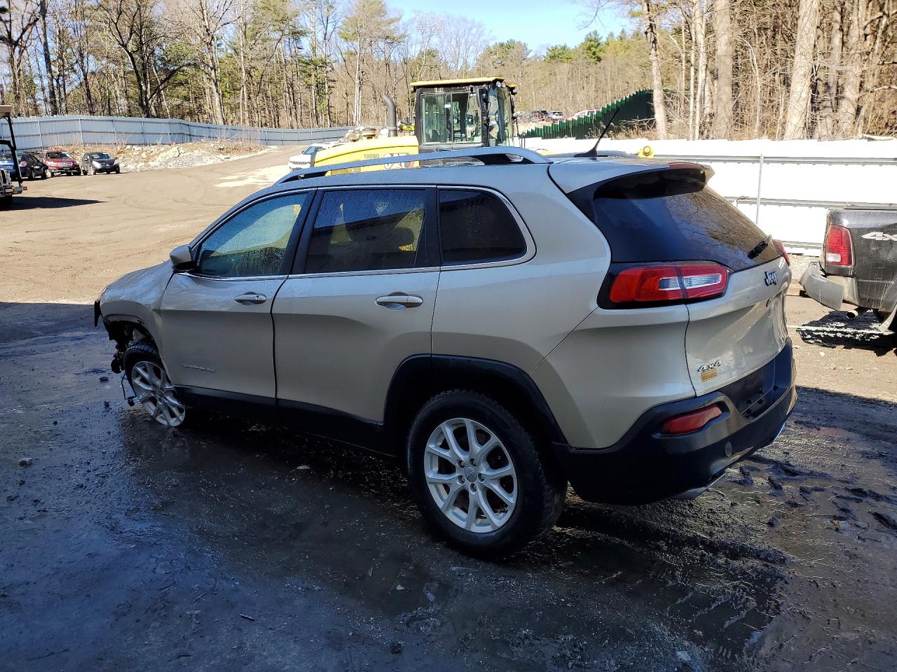 2015 Jeep Cherokee Latitude Tan vin: 1C4PJMCS9FW745125