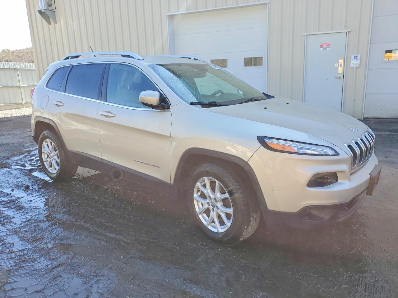 2015 Jeep Cherokee Latitude Tan vin: 1C4PJMCS9FW745125