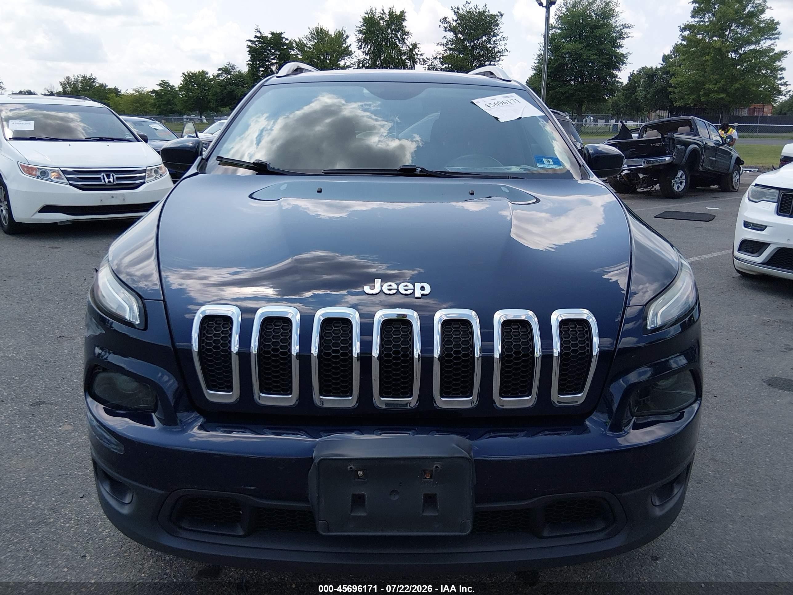 2016 Jeep Cherokee Latitude Dark Blue vin: 1C4PJMCS9GW301762