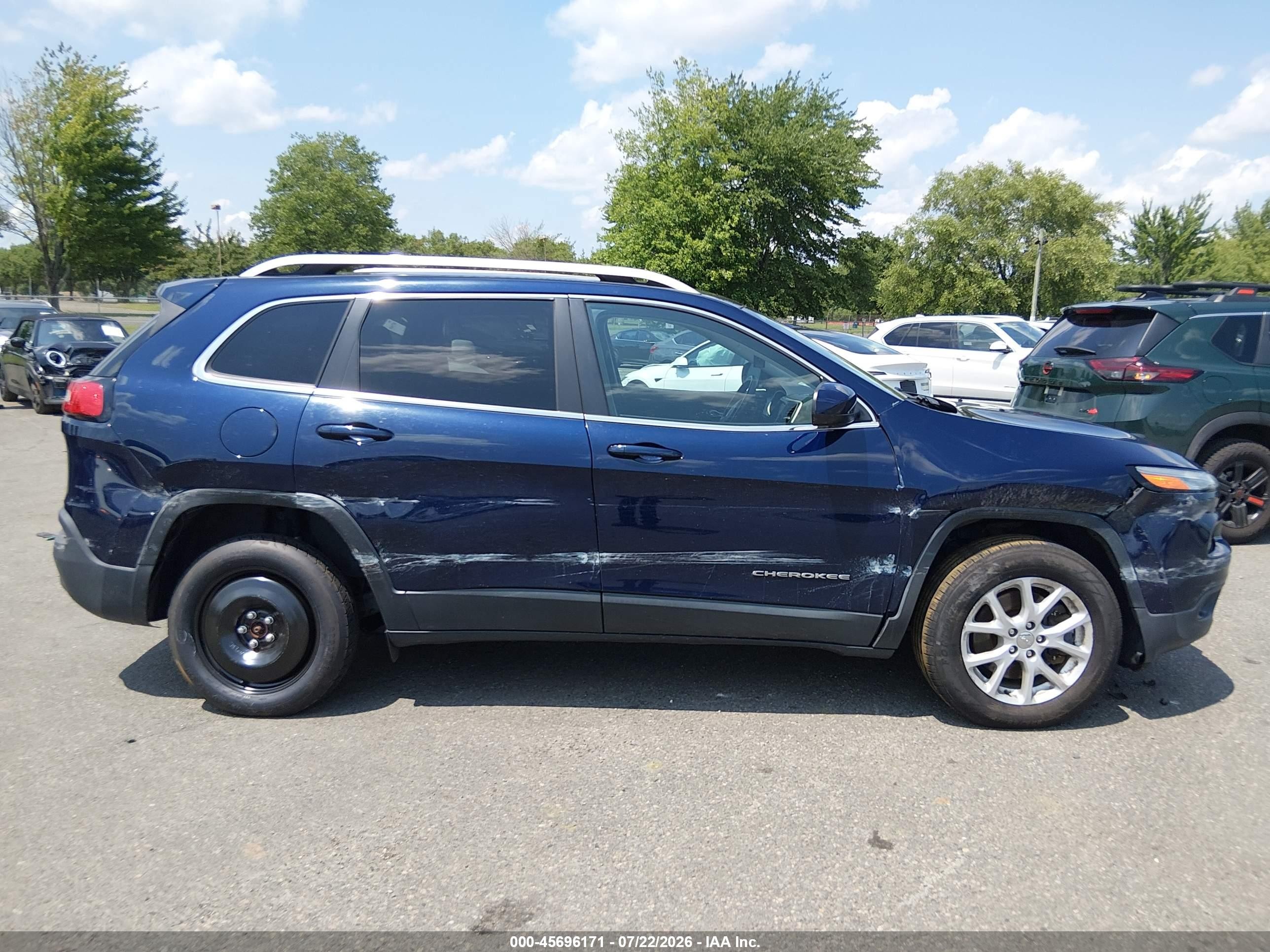 2016 Jeep Cherokee Latitude Dark Blue vin: 1C4PJMCS9GW301762