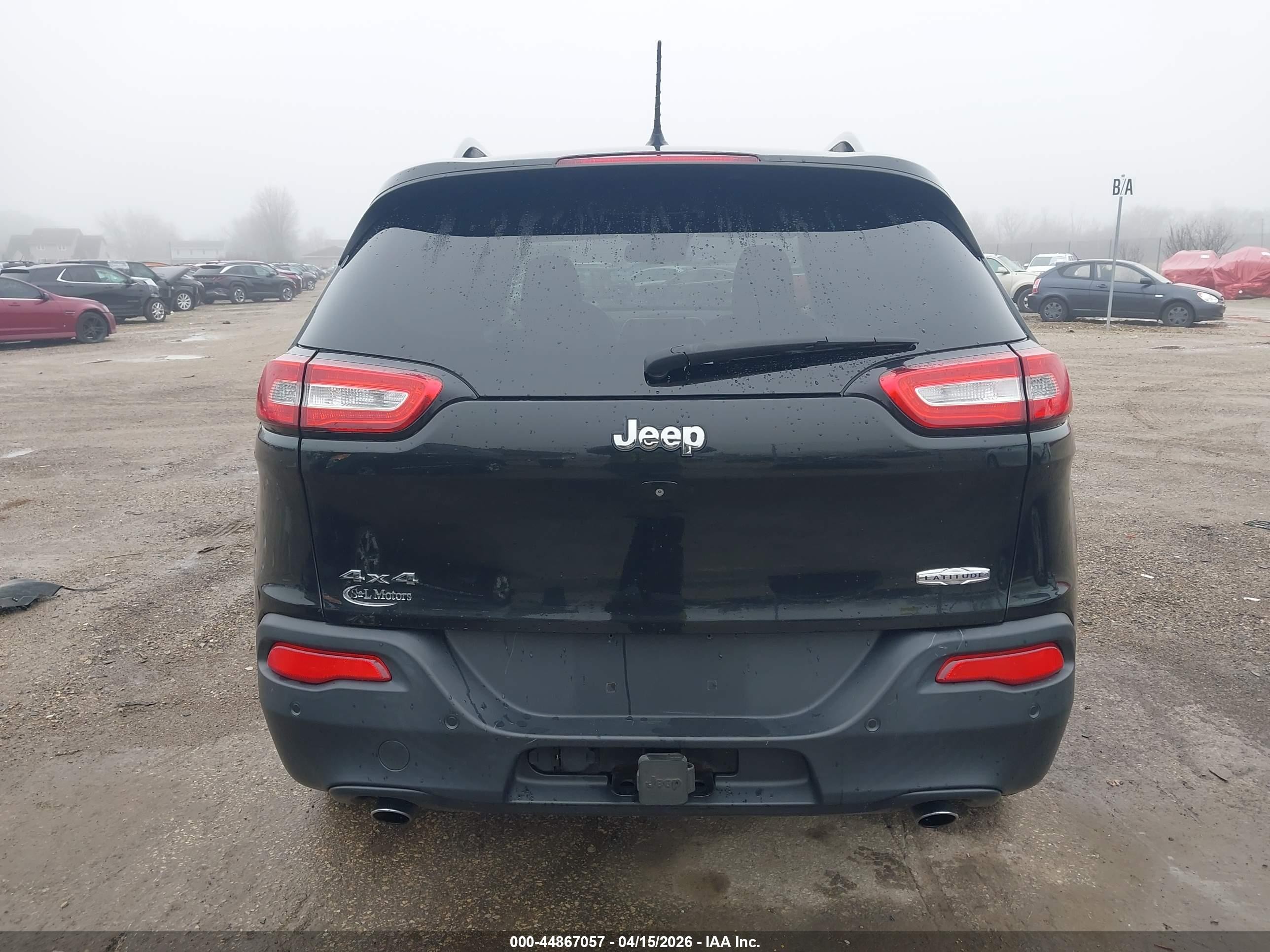 2014 Jeep Cherokee Latitude Black vin: 1C4PJMCSXEW104886