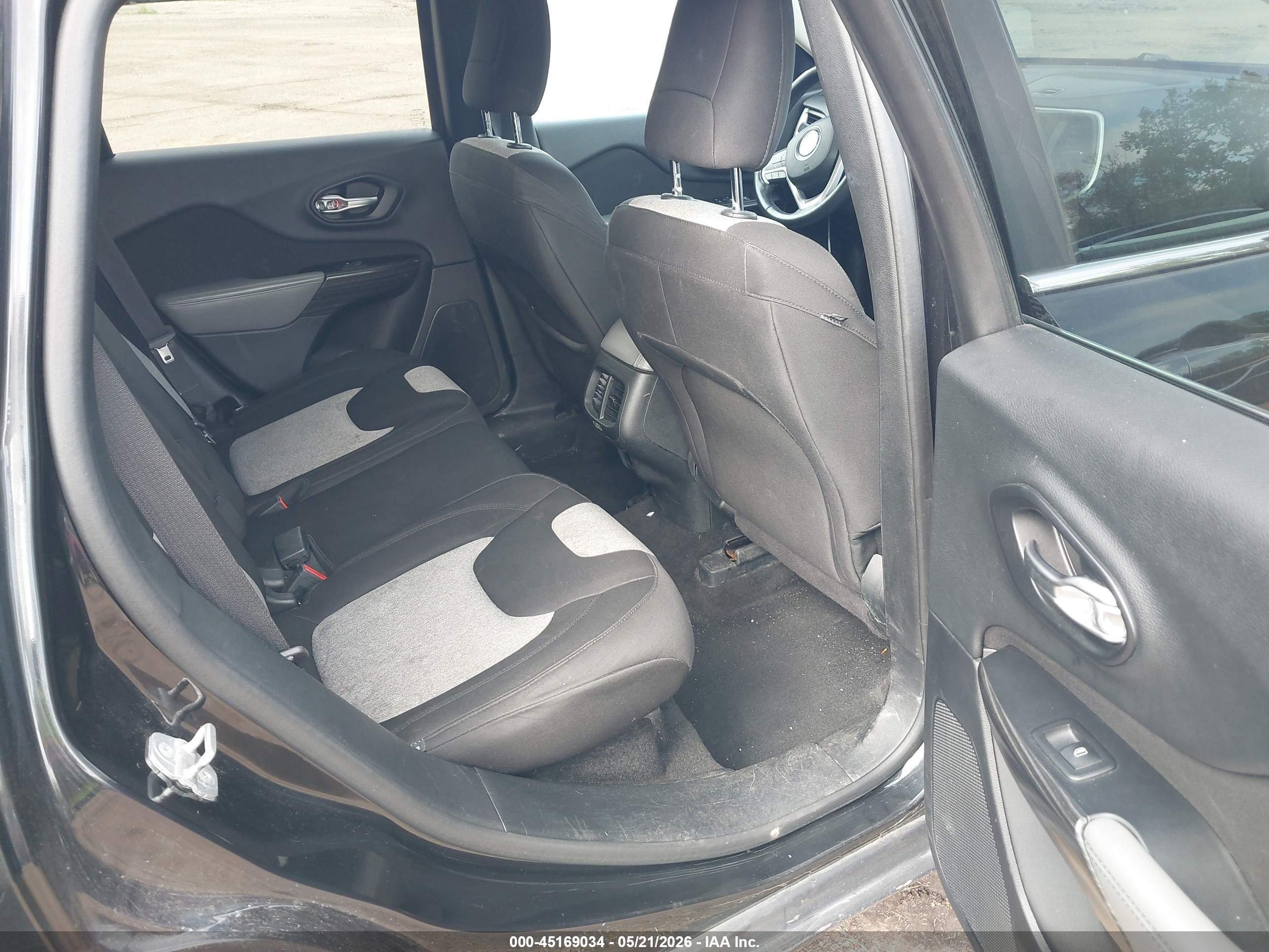 2014 Jeep Cherokee North Black vin: 1C4PJMCSXEW111935