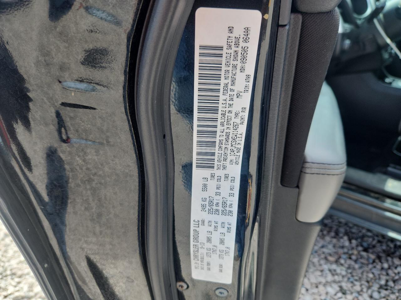 2014 Jeep Cherokee Latitude Black vin: 1C4PJMCSXEW114267