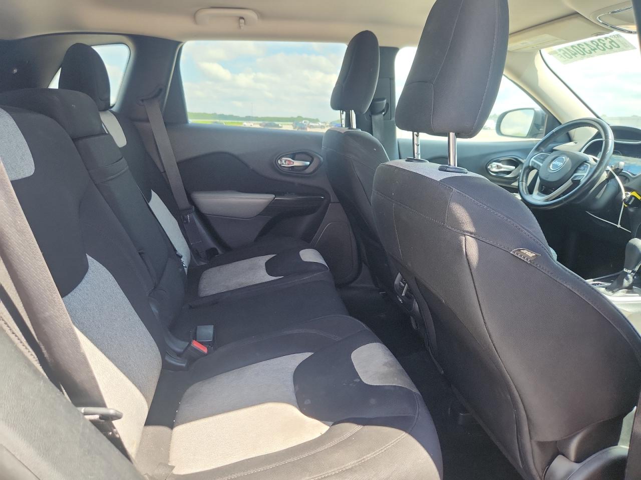 2014 Jeep Cherokee Latitude Black vin: 1C4PJMCSXEW114267