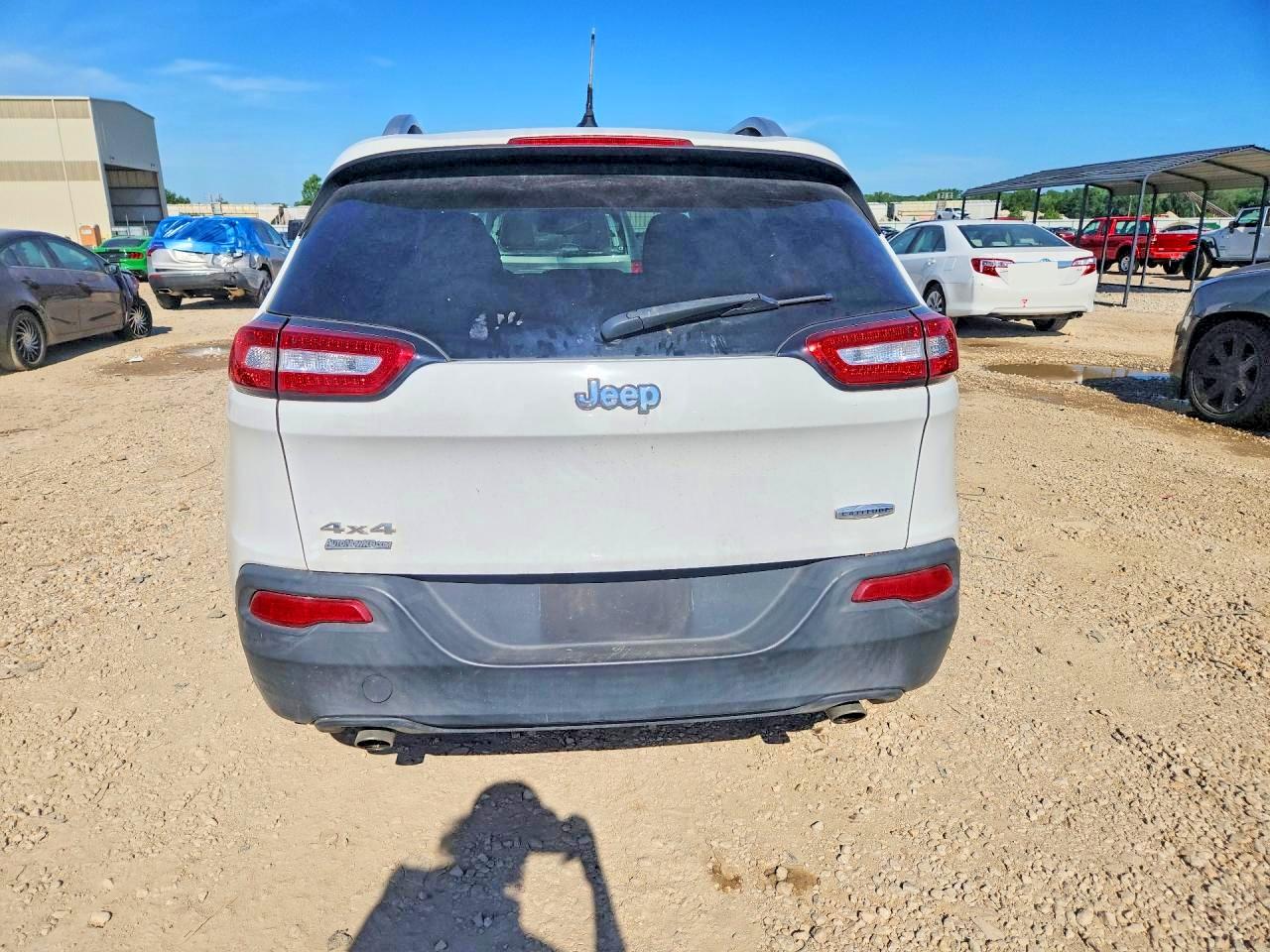 2014 Jeep Cherokee Latitude Белый vin: 1C4PJMCSXEW122143