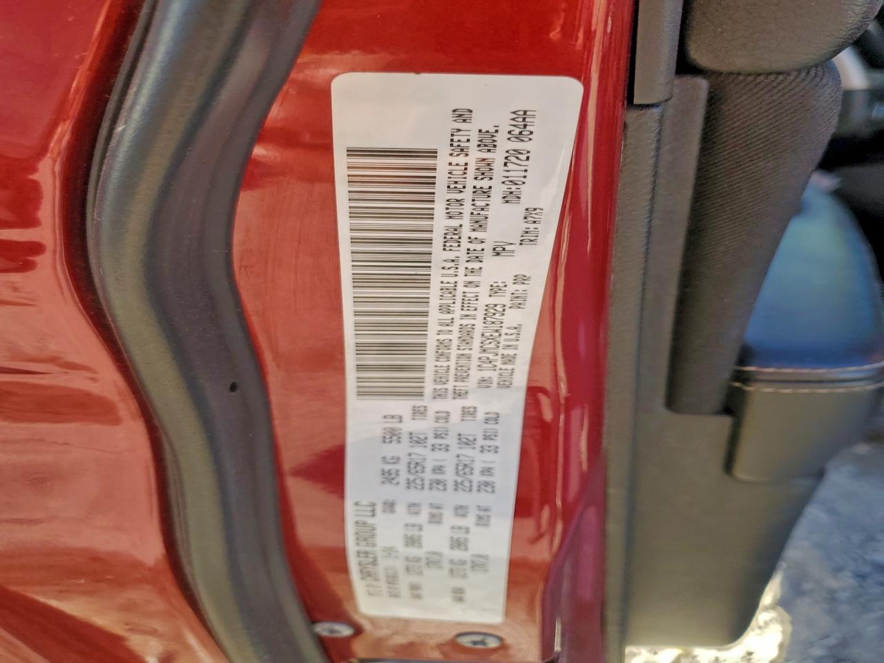 2014 Jeep Cherokee Latitude Red vin: 1C4PJMCSXEW187929