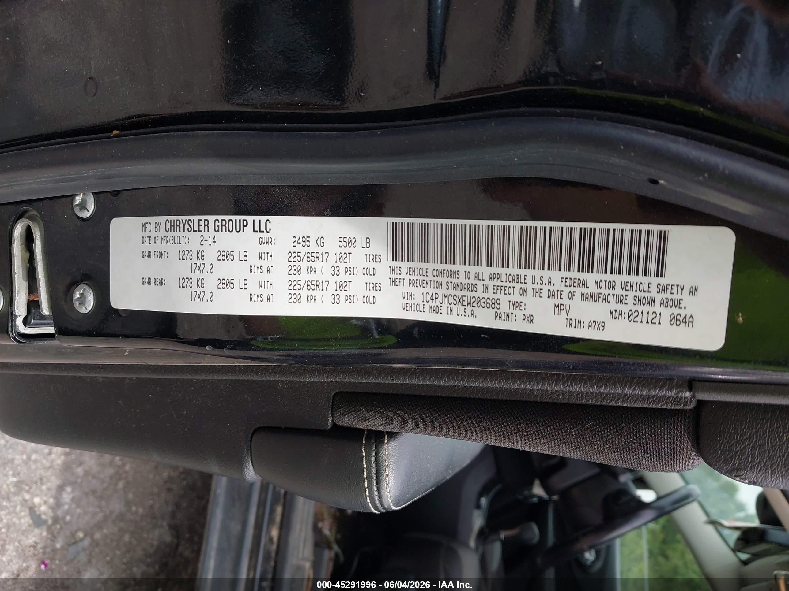 2014 Jeep Cherokee Latitude Black vin: 1C4PJMCSXEW203689