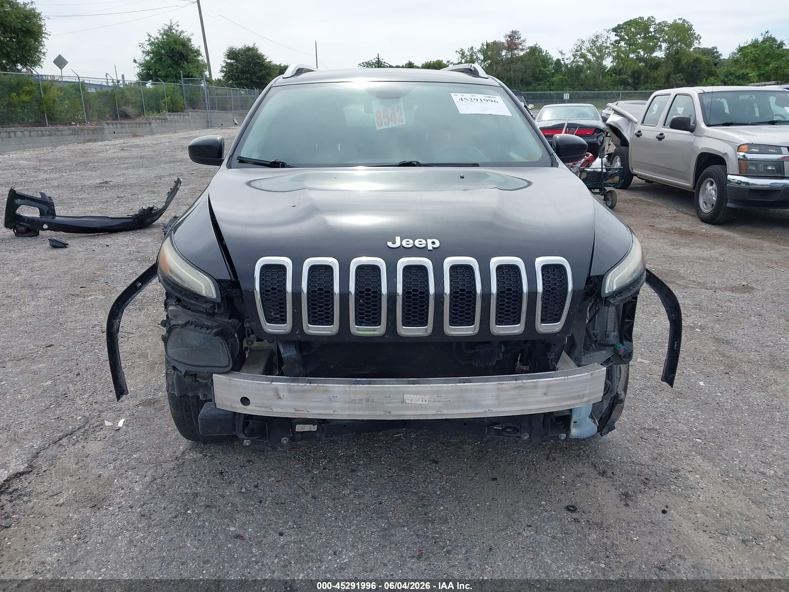 2014 Jeep Cherokee Latitude Black vin: 1C4PJMCSXEW203689