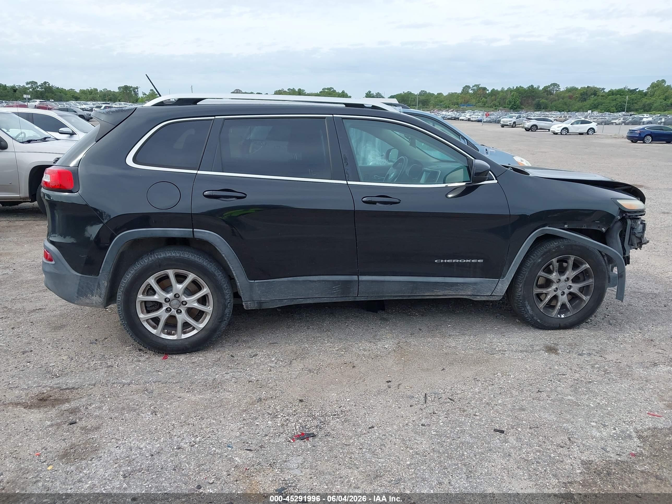 2014 Jeep Cherokee Latitude Black vin: 1C4PJMCSXEW203689