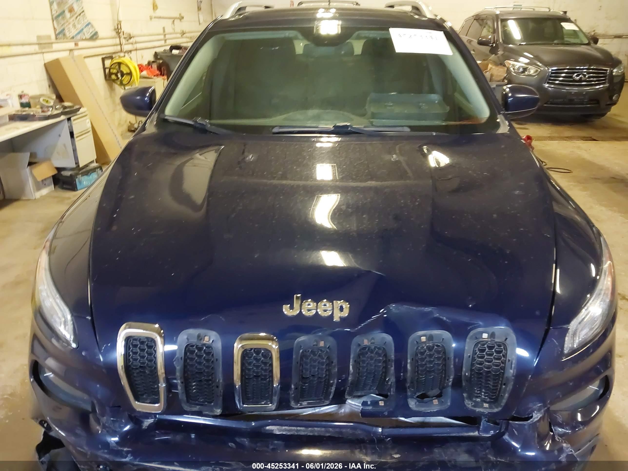2015 Jeep Cherokee Latitude Blue vin: 1C4PJMCSXFW501242